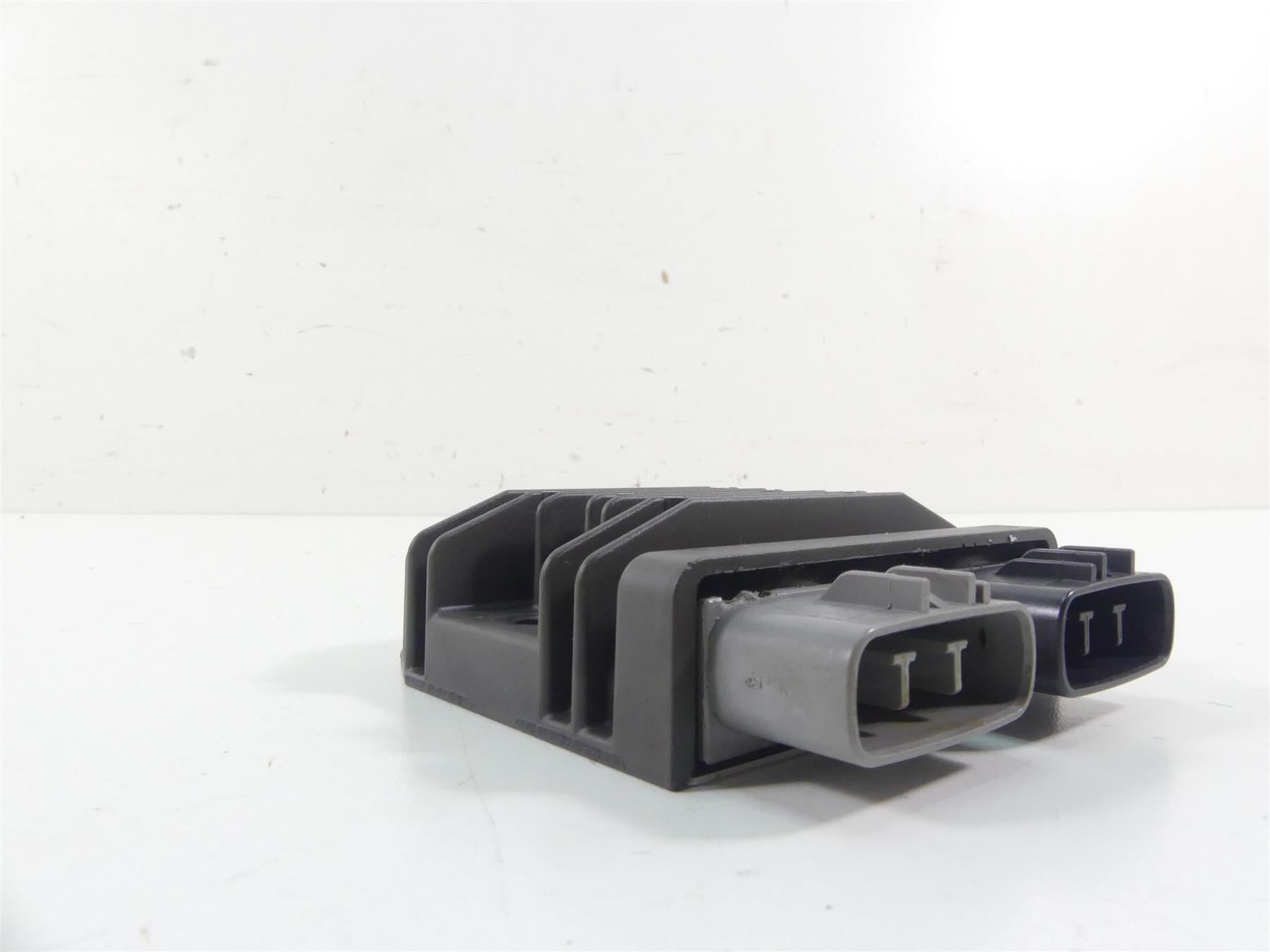 2016 BMW S1000XR K49 Rectifier Voltage Regulator 12317718422 FH020CA {{ shop.shopifyCountryName }} - Mototech271