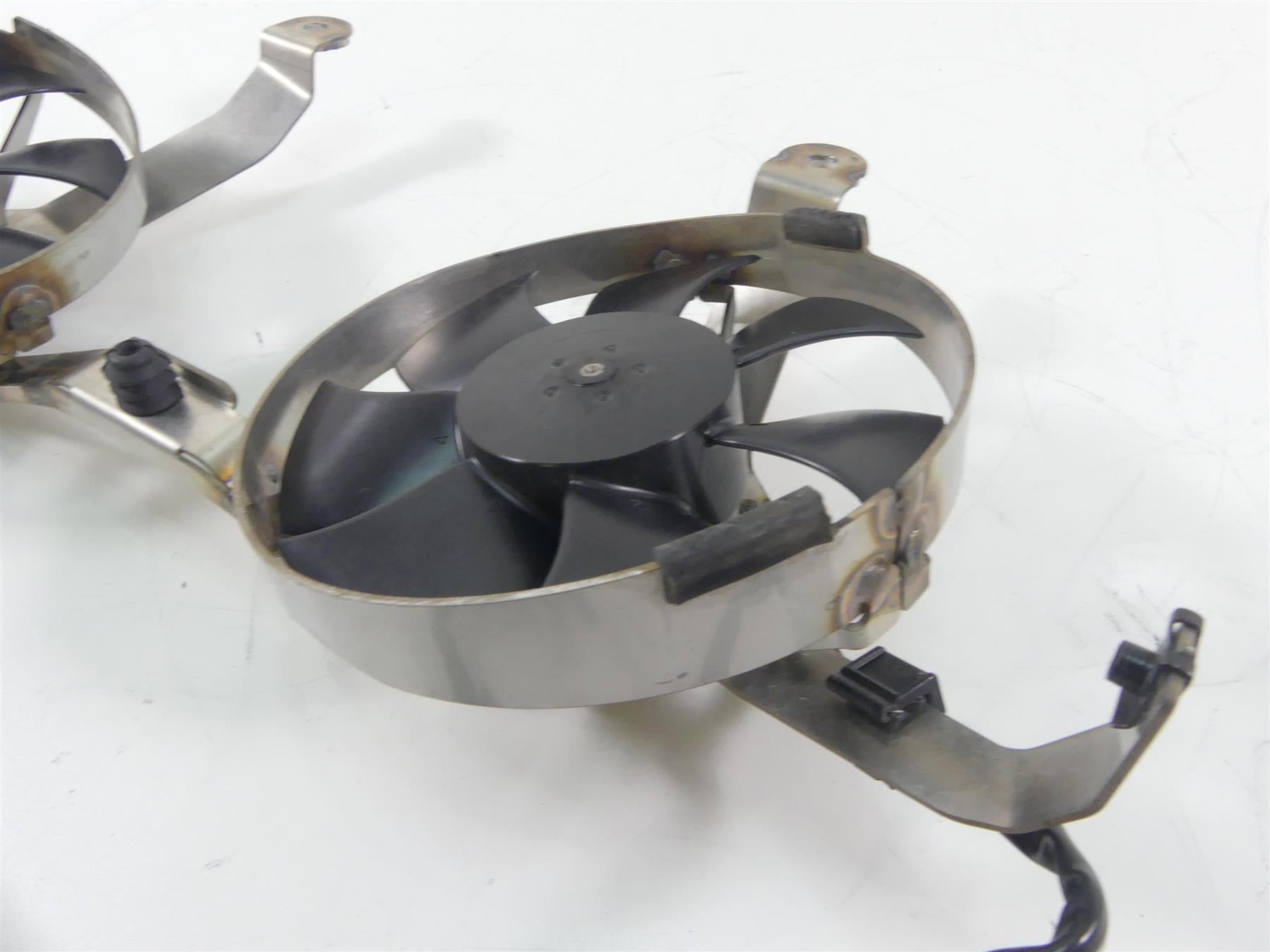 2018 Ducati Panigale 1100 V4 S Radiator Coolant Fan Set 55040311A 82718791AA {{ shop.shopifyCountryName }} - Mototech271