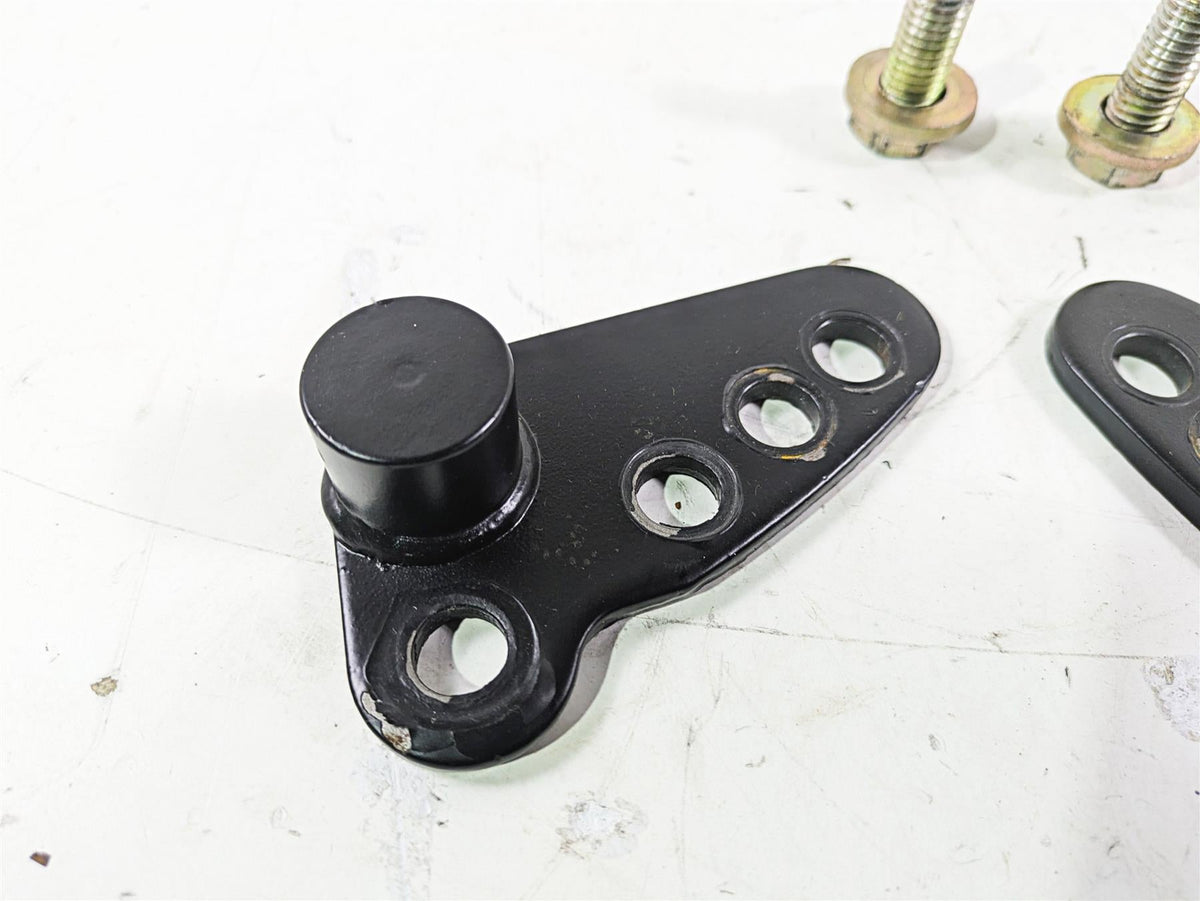 2007 Harley Touring FLHTCU SE CVO E-Glide Adjustable 1-3" Lowering Bracket Kit {{ shop.shopifyCountryName }} - Mototech271