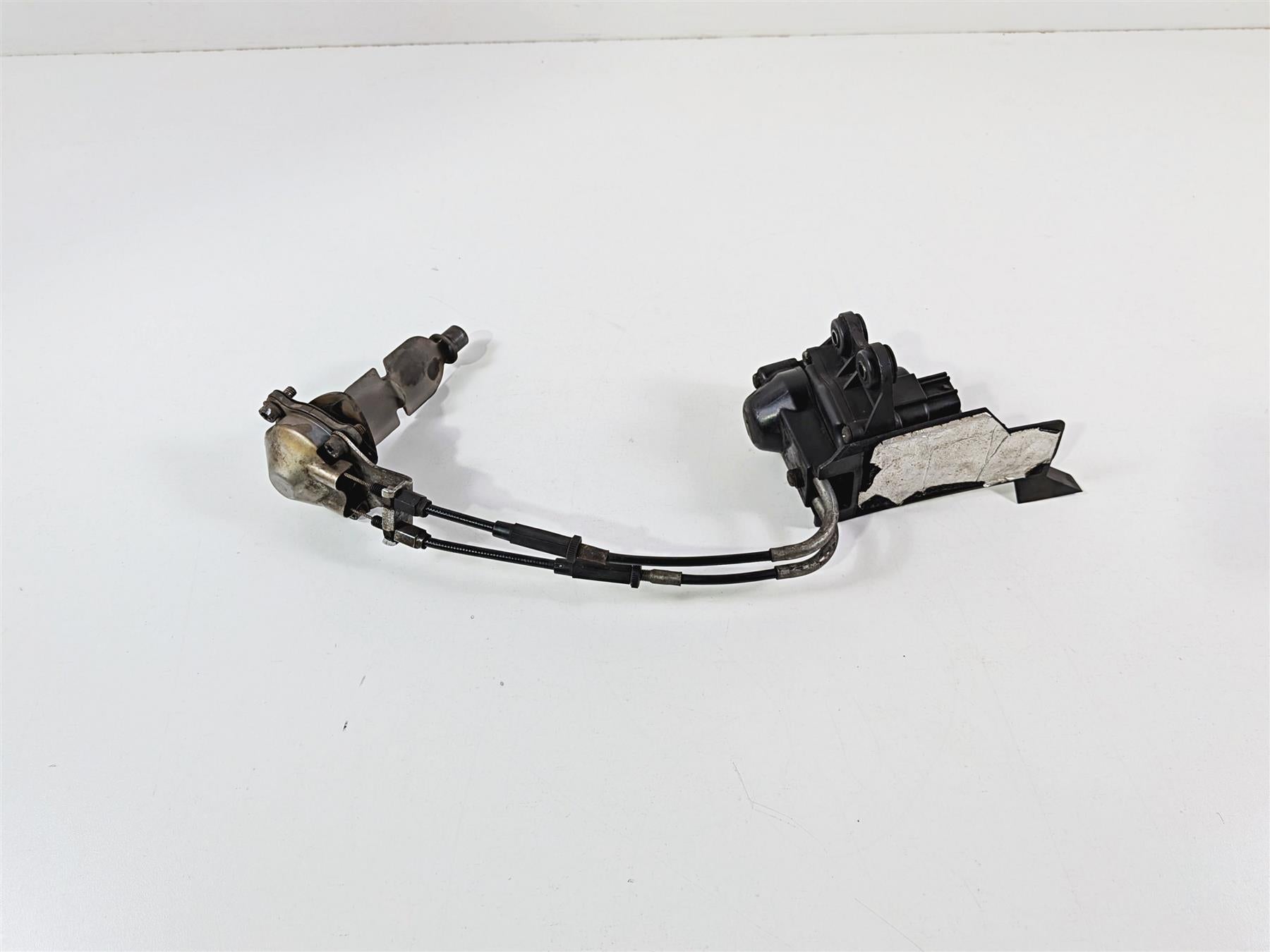 2008 Yamaha YZF R1 RN19 Exhaust Valve & Servo Actuator Motor 5VY-85820-10-00 {{ shop.shopifyCountryName }} - Mototech271