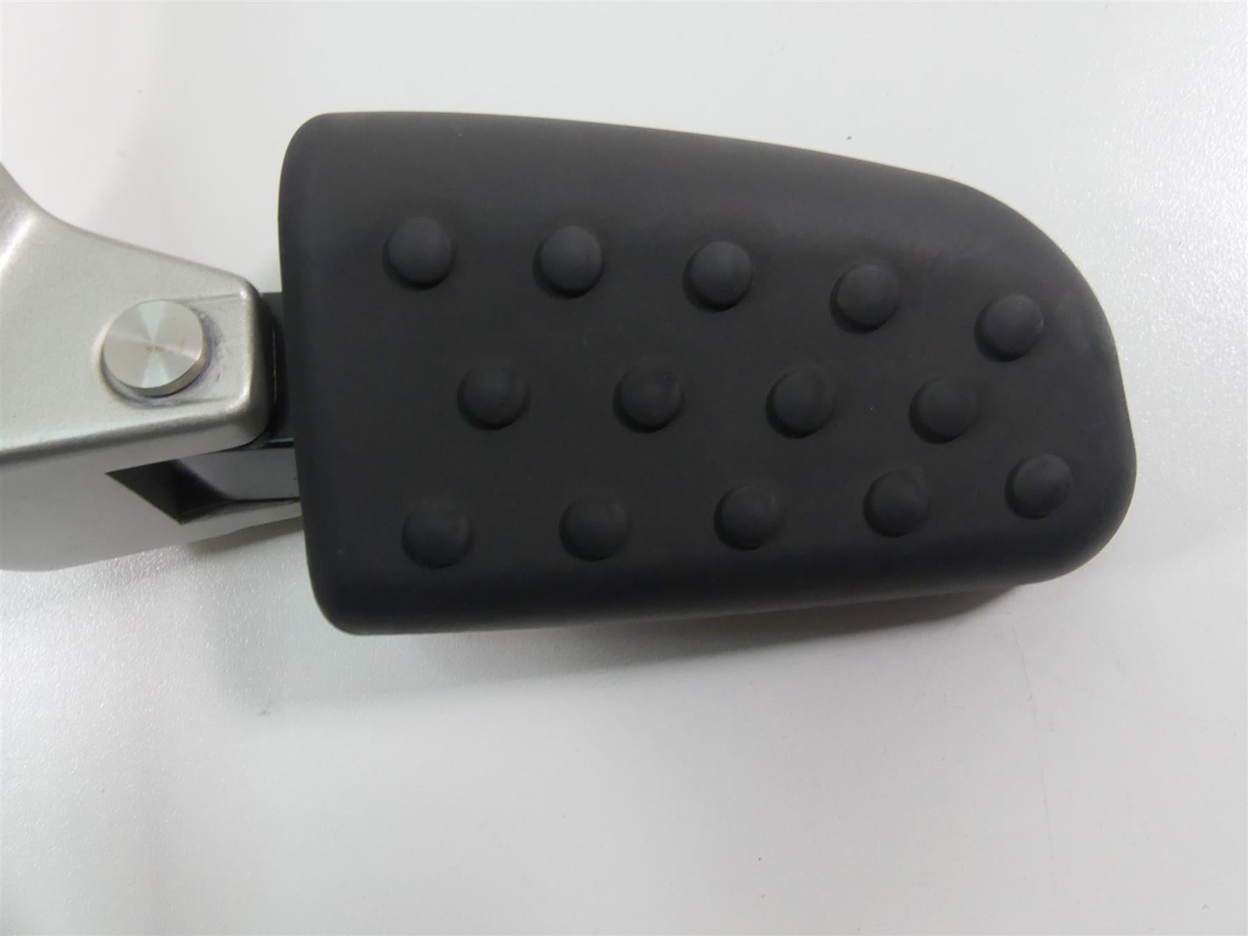 2014 BMW K1600 GTL K48 Right Footpeg Foot Peg & Bracket Mount 46717728224 {{ shop.shopifyCountryName }} - Mototech271