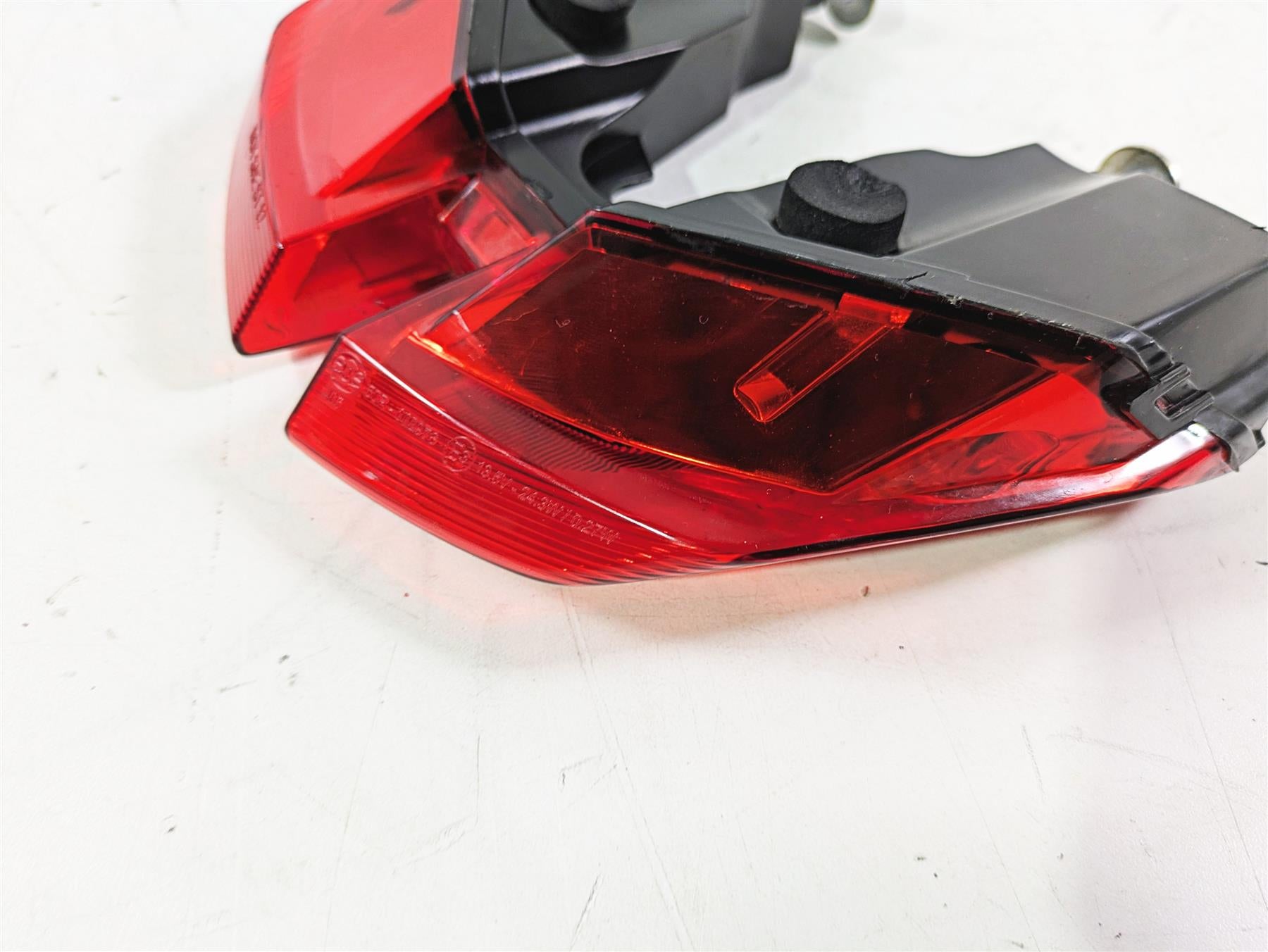 2018 Ducati Hypermotard 939 SP Taillight Tail Stop Brake Light 52510452B {{ shop.shopifyCountryName }} - Mototech271