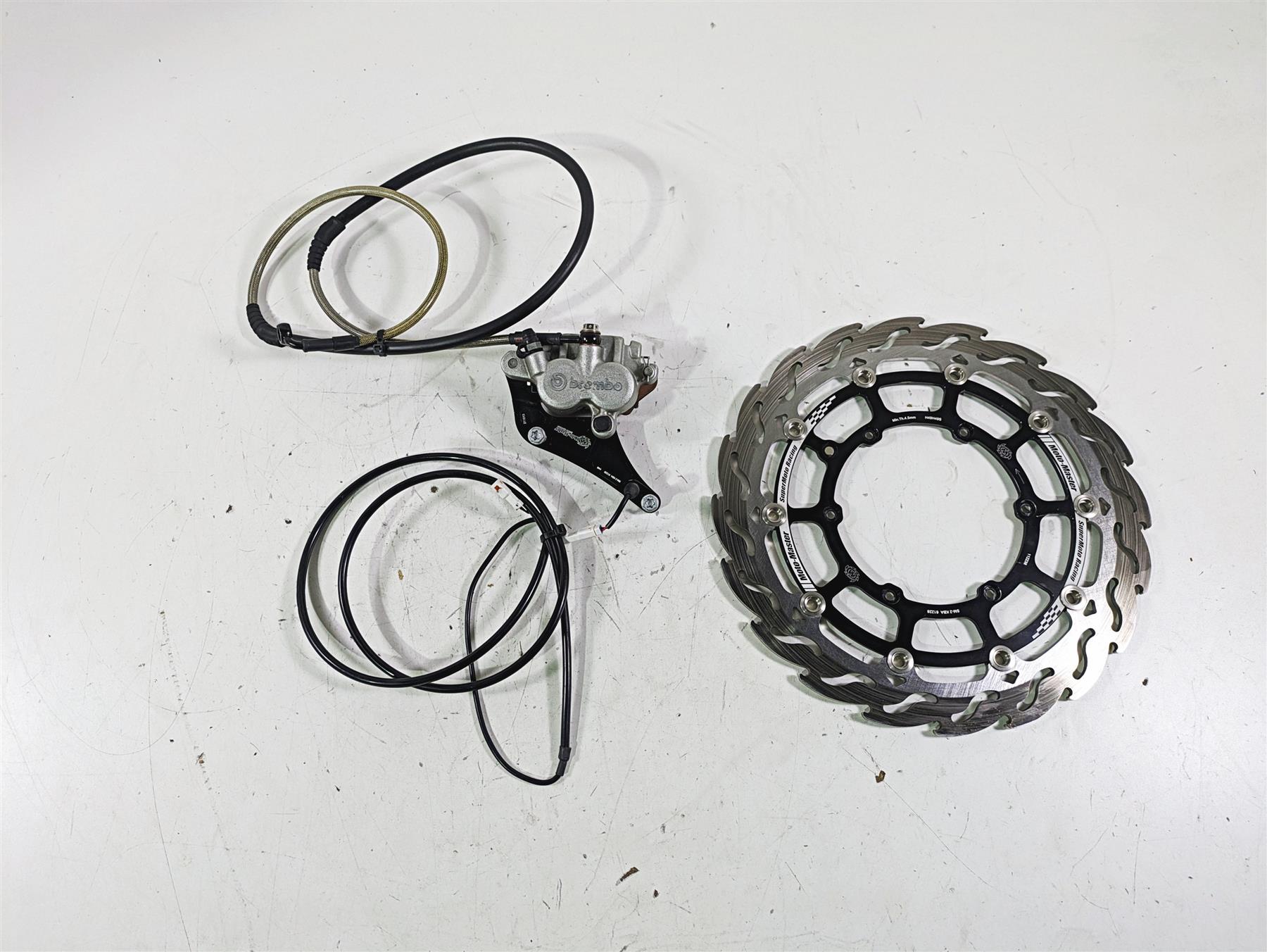 Moto Master Husqvarna KTM Supermoto Front 320 Brake Disc Caliper Adapter Set 211013 {{ shop.shopifyCountryName }} - Mototech271