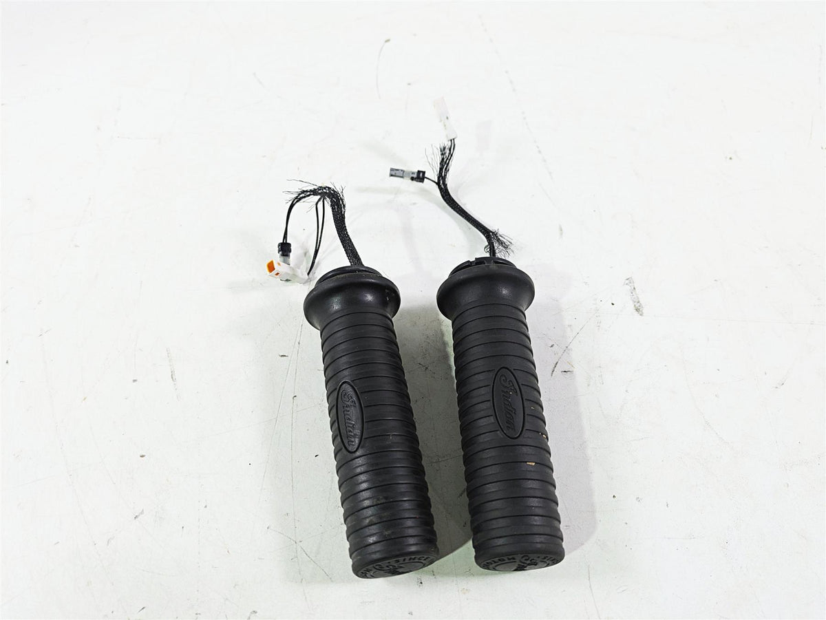 2018 Indian Chieftain Limited Heated Left Right Hand Grip Handgrip Set 5416650 {{ shop.shopifyCountryName }} - Mototech271