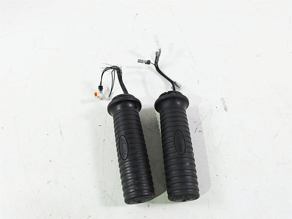 2018 Indian Chieftain Limited Heated Left Right Hand Grip Handgrip Set 5416650 {{ shop.shopifyCountryName }} - Mototech271