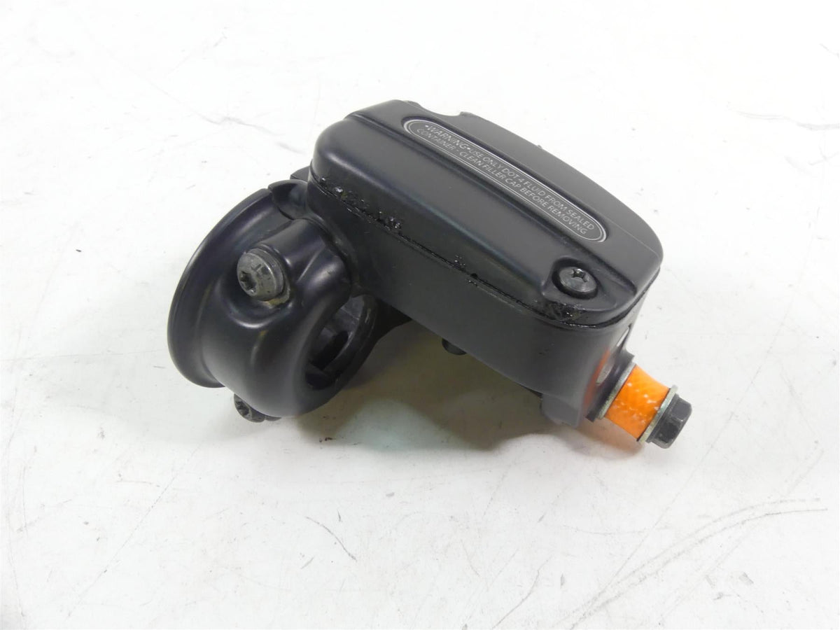 2013 Harley VRSCF Muscle V-Rod Clutch Master Cylinder 11/16" - Read 38744-09B {{ shop.shopifyCountryName }} - Mototech271