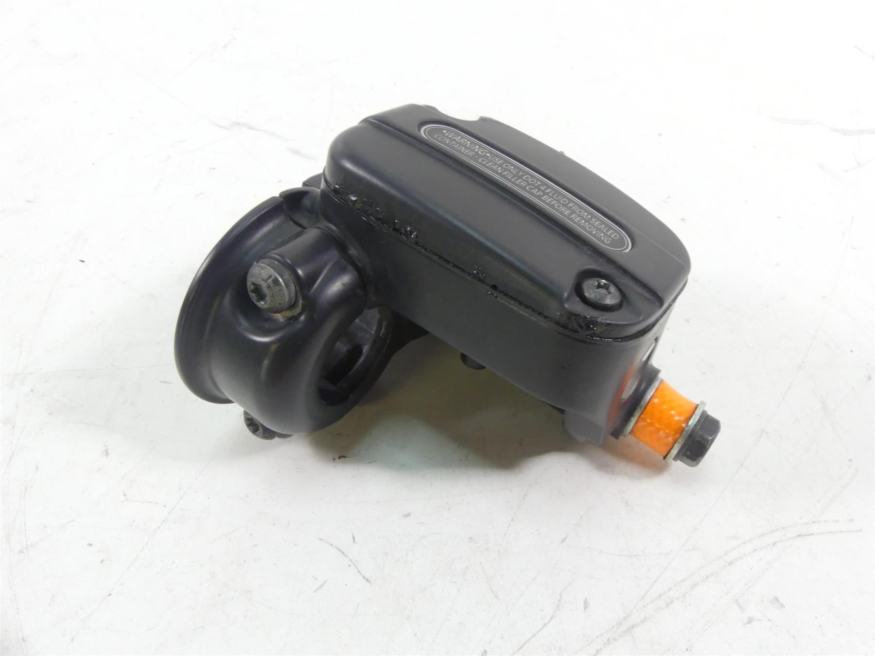 2013 Harley VRSCF Muscle V-Rod Clutch Master Cylinder 11/16" - Read 38744-09B {{ shop.shopifyCountryName }} - Mototech271