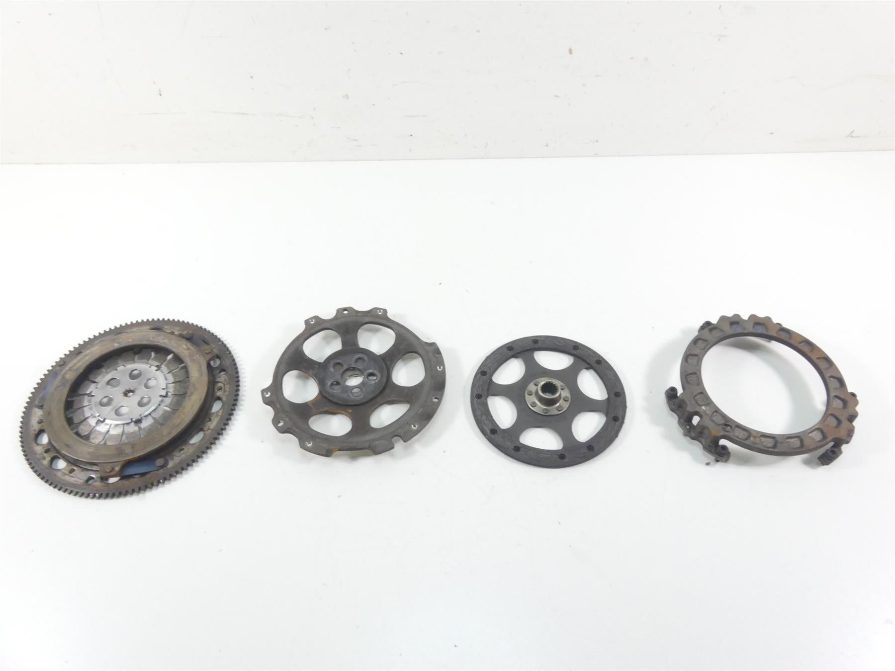 2017 BMW RnineT Racer K32 Clutch Pressure Plate Friction Disc Set 21217697737 {{ shop.shopifyCountryName }} - Mototech271