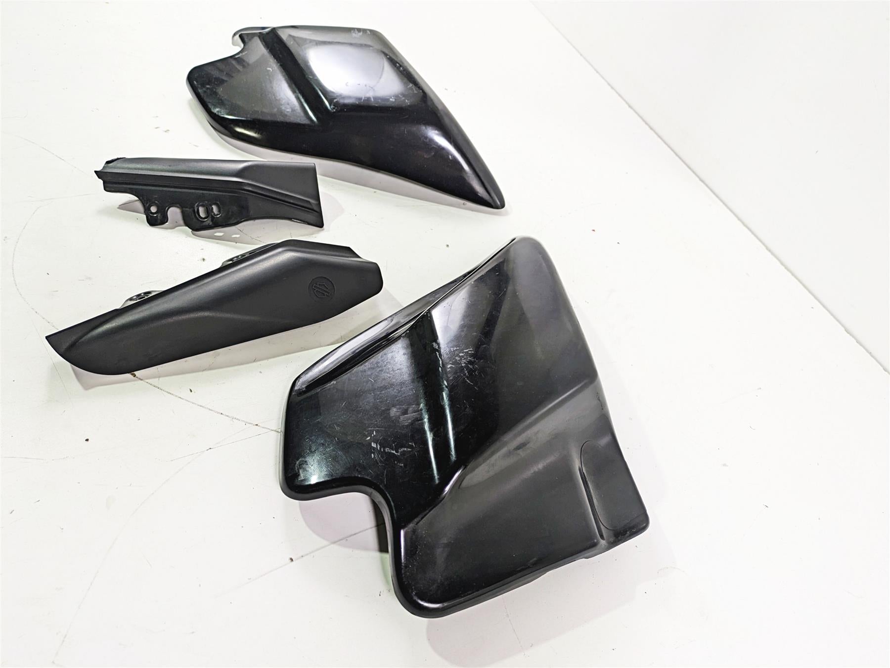 2008 Harley Touring FLHTP Electra Glide Side Cover Fairing Set 66048-97 66250-97 {{ shop.shopifyCountryName }} - Mototech271