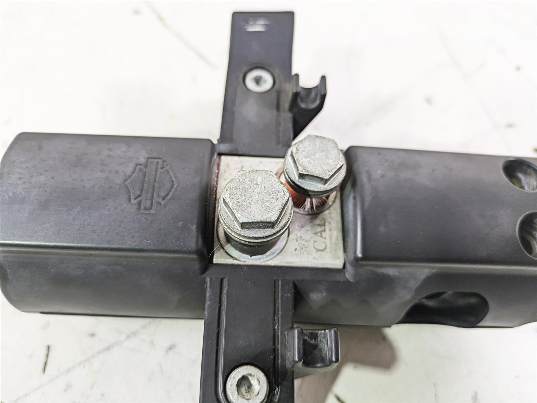 2016 Harley FLSTC Softail Heritage Front Abs Pump Module Unit 41100037 {{ shop.shopifyCountryName }} - Mototech271