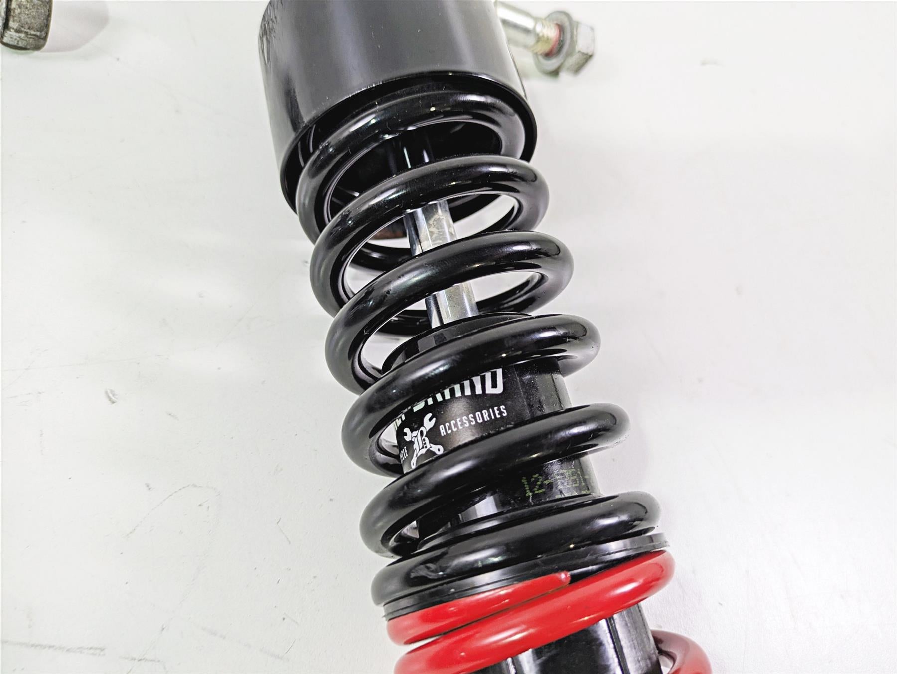 2015 Harley FXDF Dyna Fat Bob 13.5" Burly Brand Stiletto Rear Shock B28-1253 {{ shop.shopifyCountryName }} - Mototech271