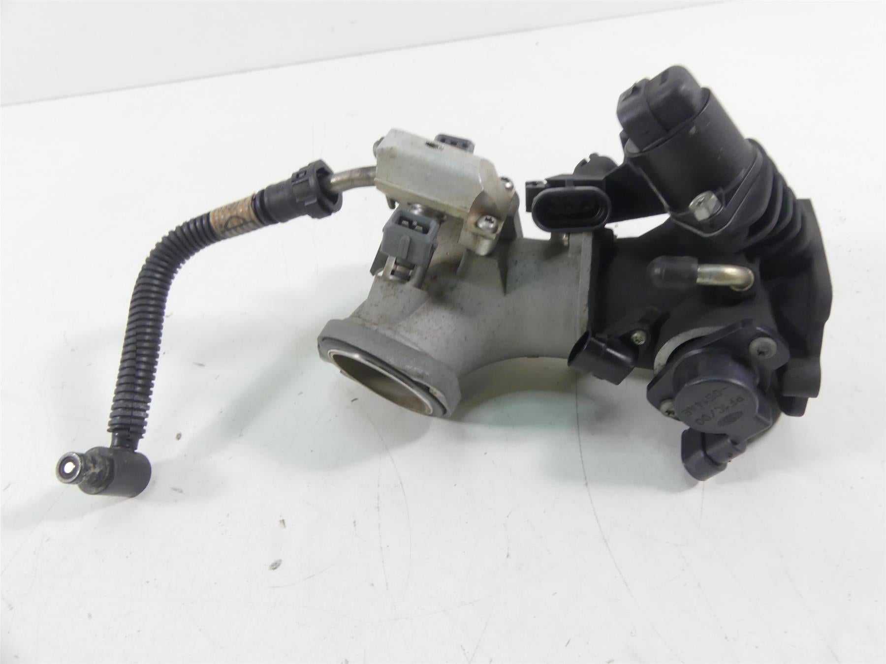 2004 Harley Softail FLSTFI Fat Boy Throttle Body Bodies Fuel Injector 27600-01A {{ shop.shopifyCountryName }} - Mototech271
