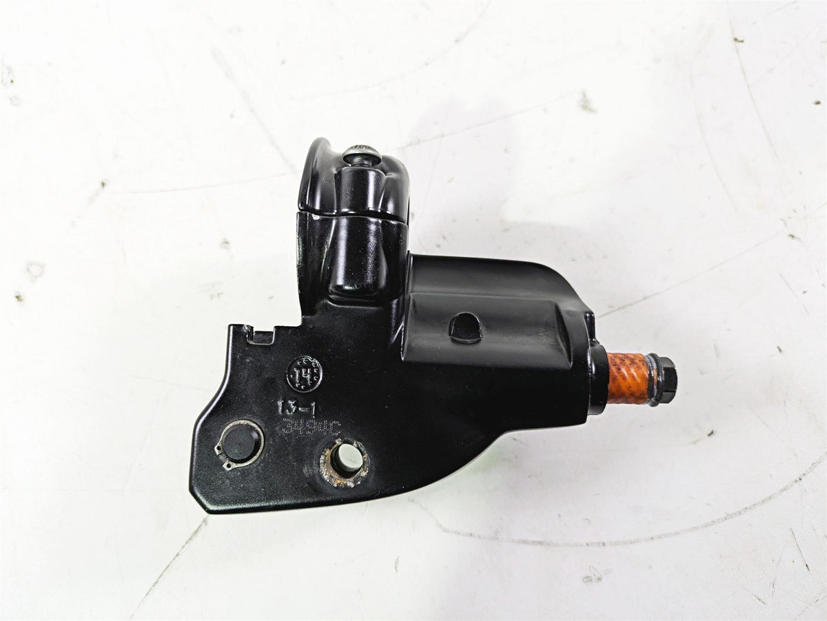 2015 Harley Touring FLHTKL E -Glide Low Clutch Master Cylinder 11/16" 36700056C {{ shop.shopifyCountryName }} - Mototech271