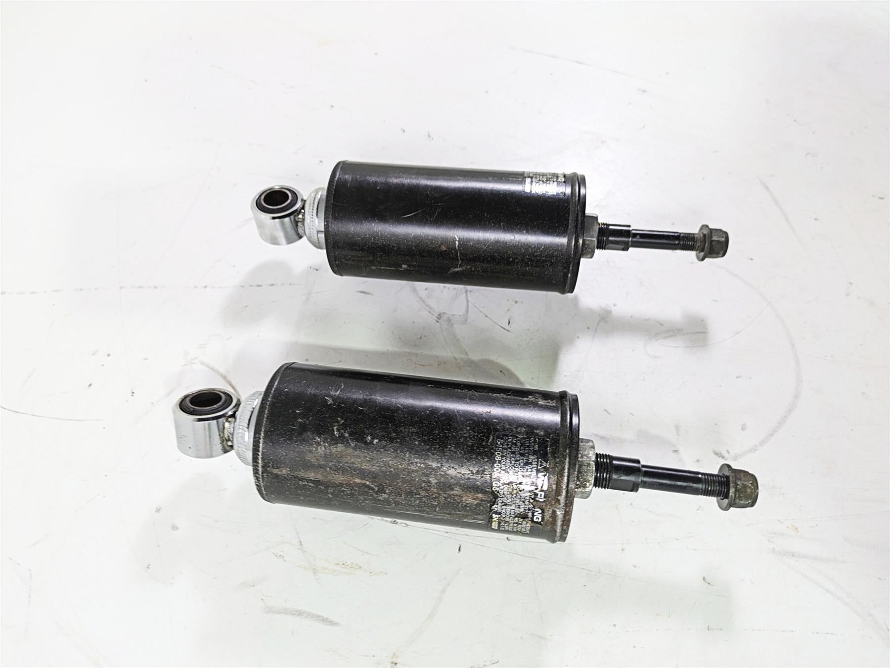 2004 Harley FLSTCI Softail Heritage Showa Rear Damper Shock Set 54508-00A