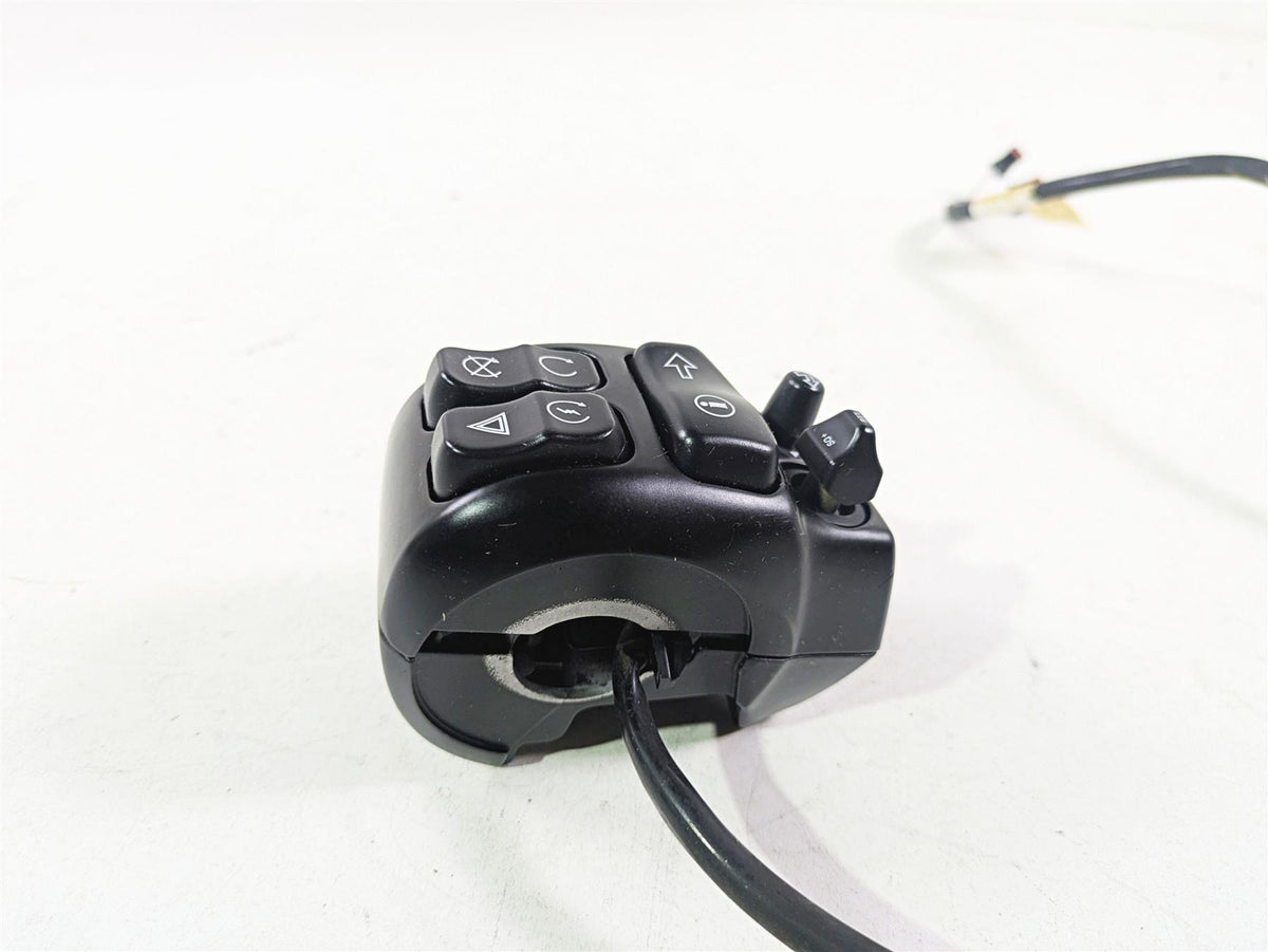 2015 Harley Touring FLHTKL Electra Glide Right Ptt Control Switch 71500130C {{ shop.shopifyCountryName }} - Mototech271
