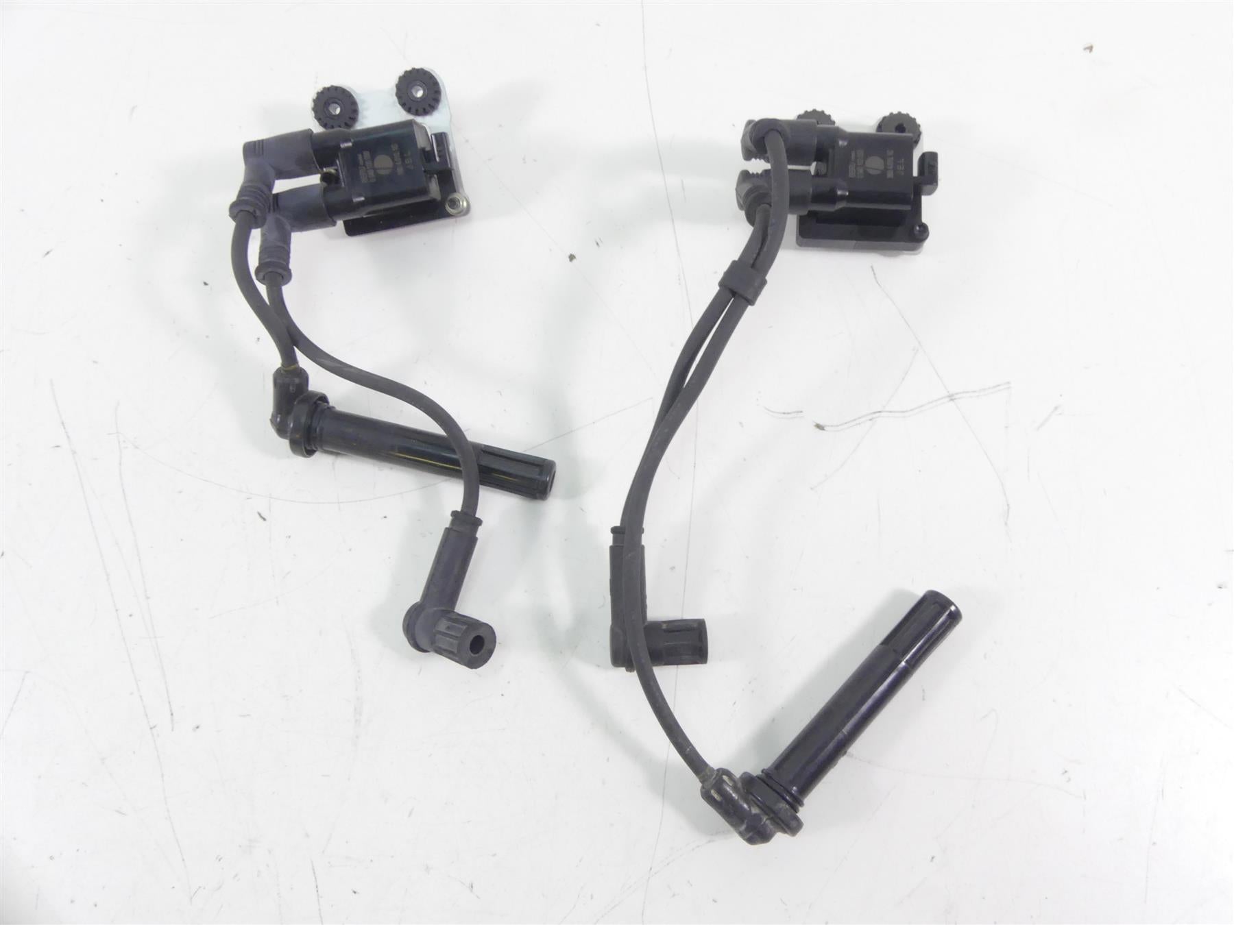 2015 Ducati Diavel Carbon Red Beru Ignition Coils Coil Set 38040101C | Mototech271