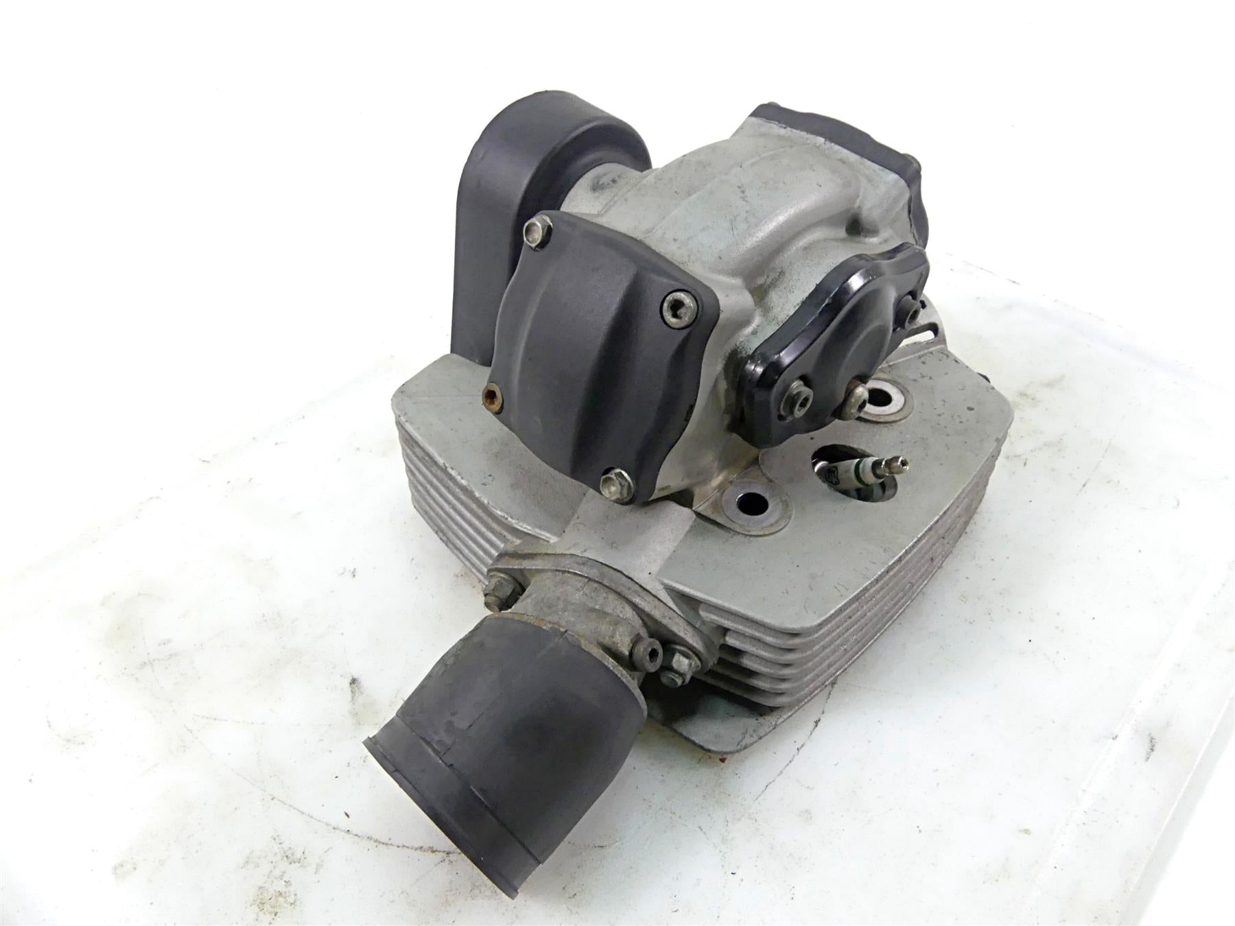 2012 Ducati Monster 1100 EVO Rear Cylinderhead Cylinder Head 30122561CA {{ shop.shopifyCountryName }} - Mototech271