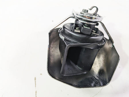 2008 Harley Touring FLHTP Electra Glide Horn + Chrome Cover 61300478A {{ shop.shopifyCountryName }} - Mototech271