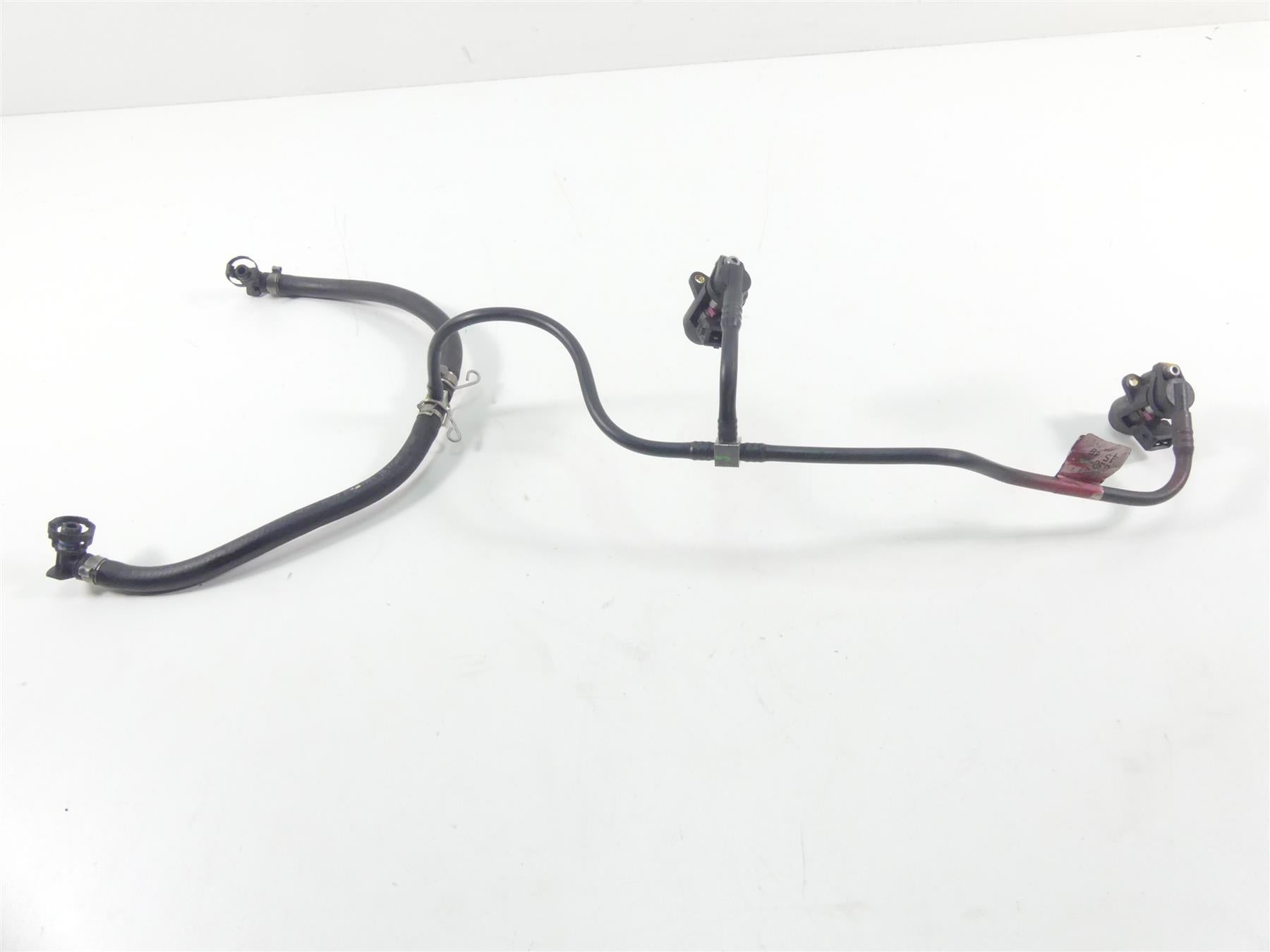 2008 Ducati 848 SBK 12 Hole Fuel Injector Set & Lines 28040161A {{ shop.shopifyCountryName }} - Mototech271
