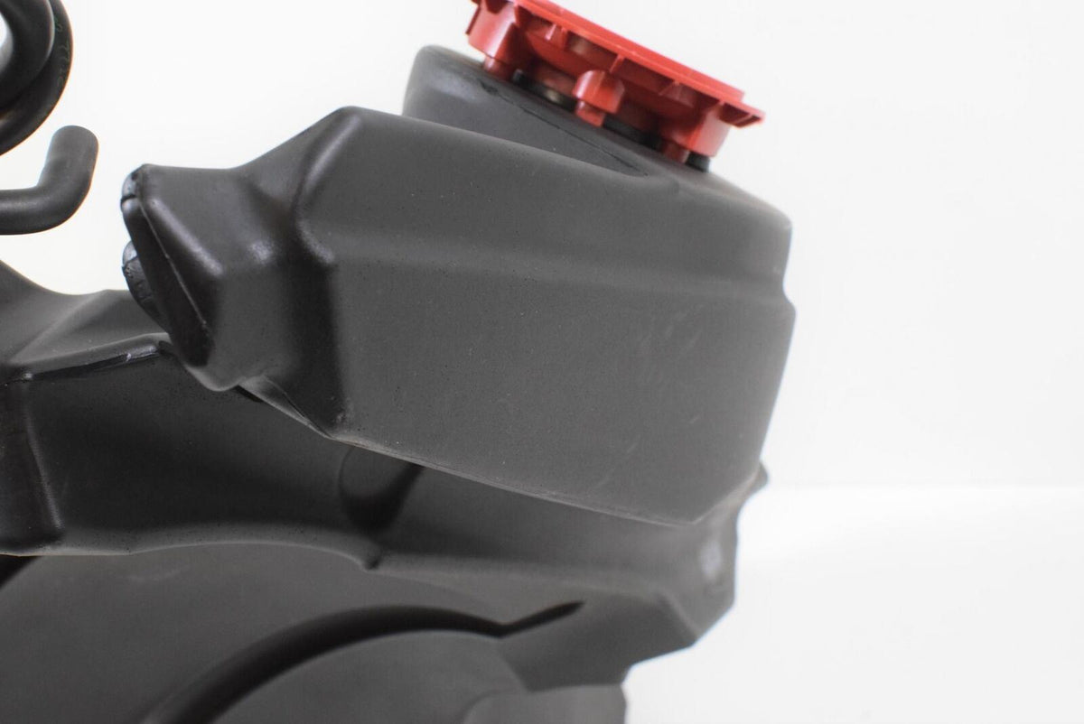 2011 BMW F800R F800 R K73 ABS Fuel Gas Petrol Tank Reservoir 16118529408 {{ shop.shopifyCountryName }} - Mototech271