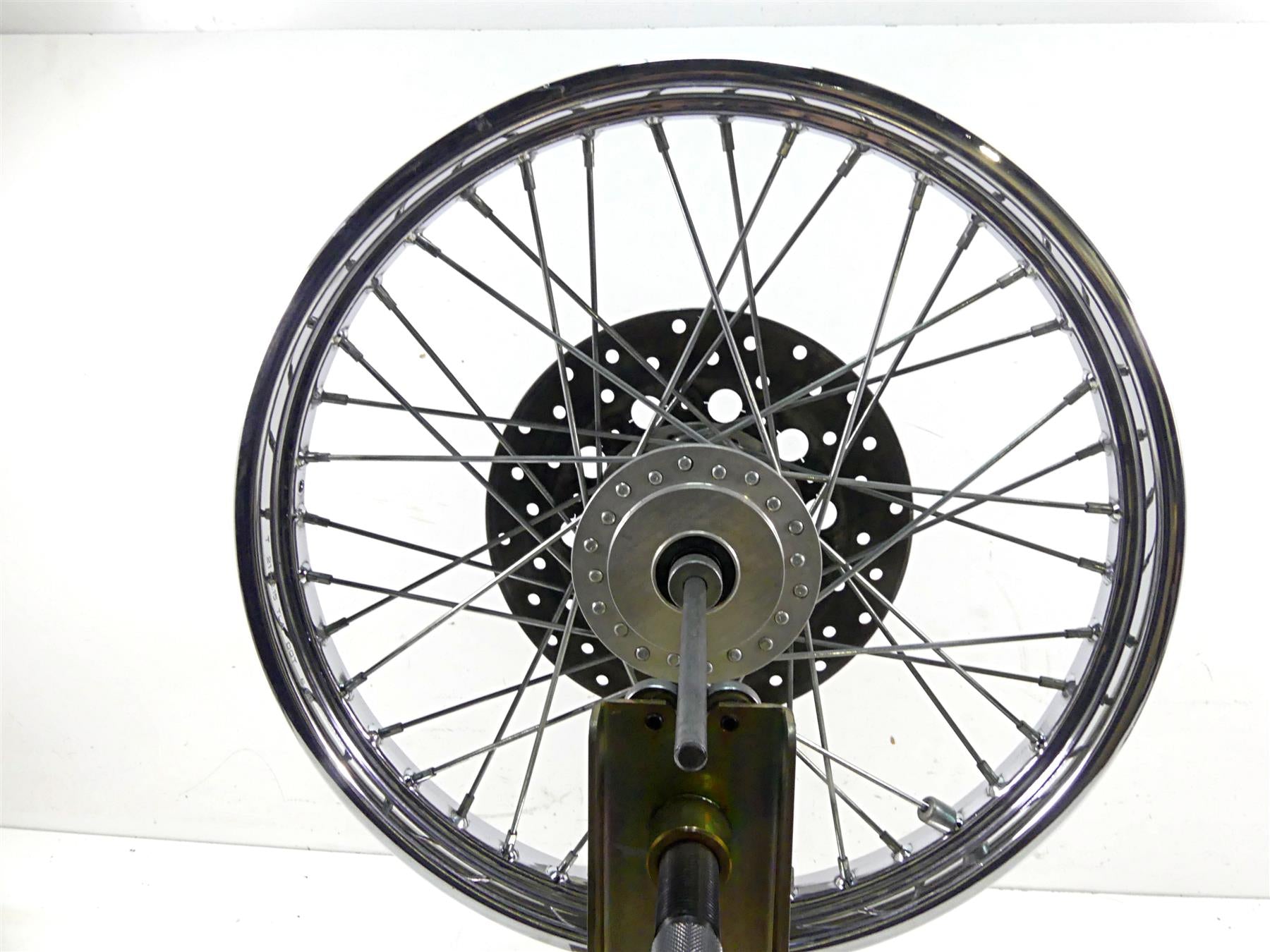 1997 Harley Sportster XL1200 C Front Wheel Rim Spoke 21x2.15 - Read 43557-87B {{ shop.shopifyCountryName }} - Mototech271