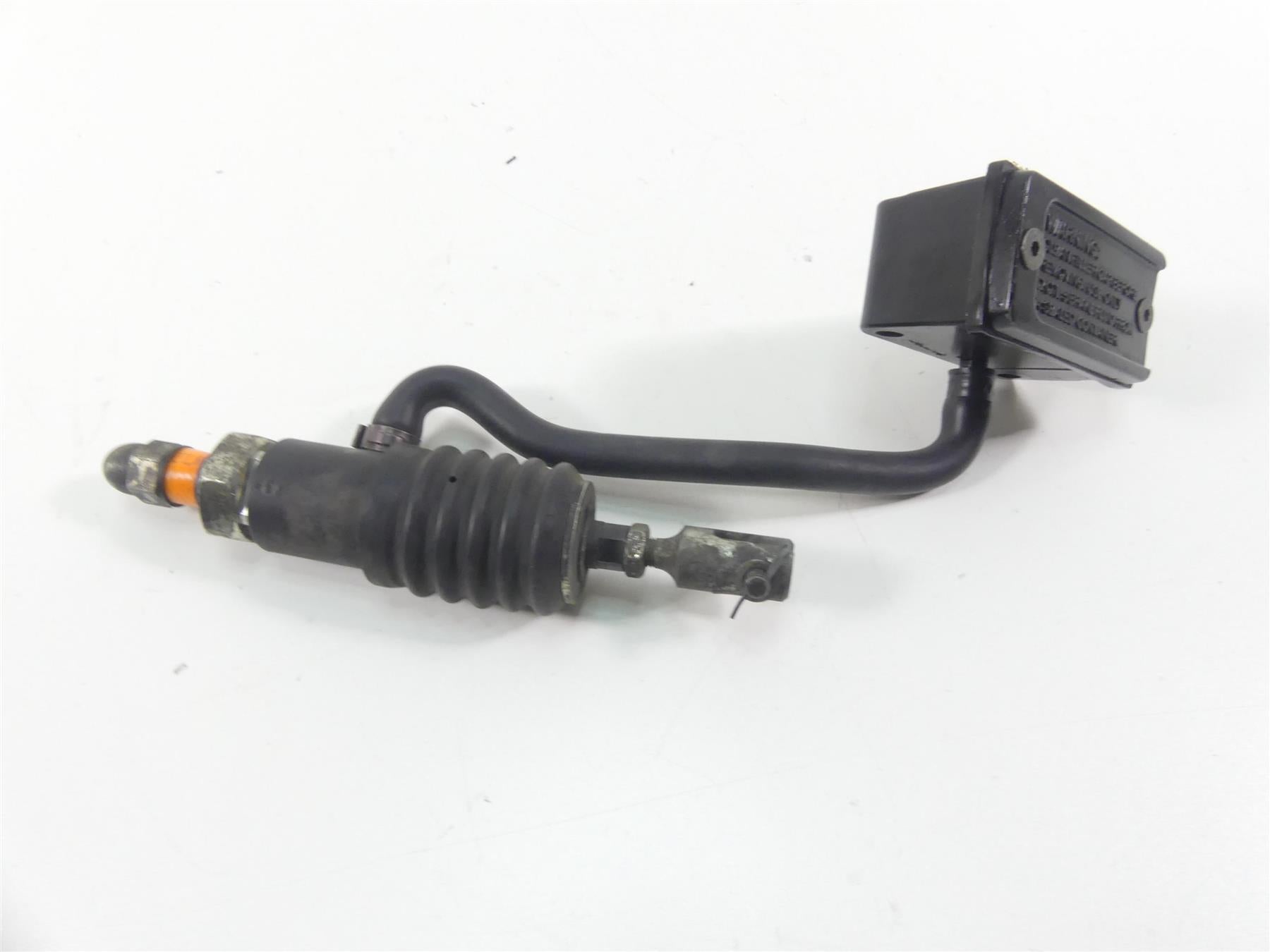 1995 Harley Touring FLHTCU Electra Glide Rear Brake Master Cylinder 41755-95A {{ shop.shopifyCountryName }} - Mototech271