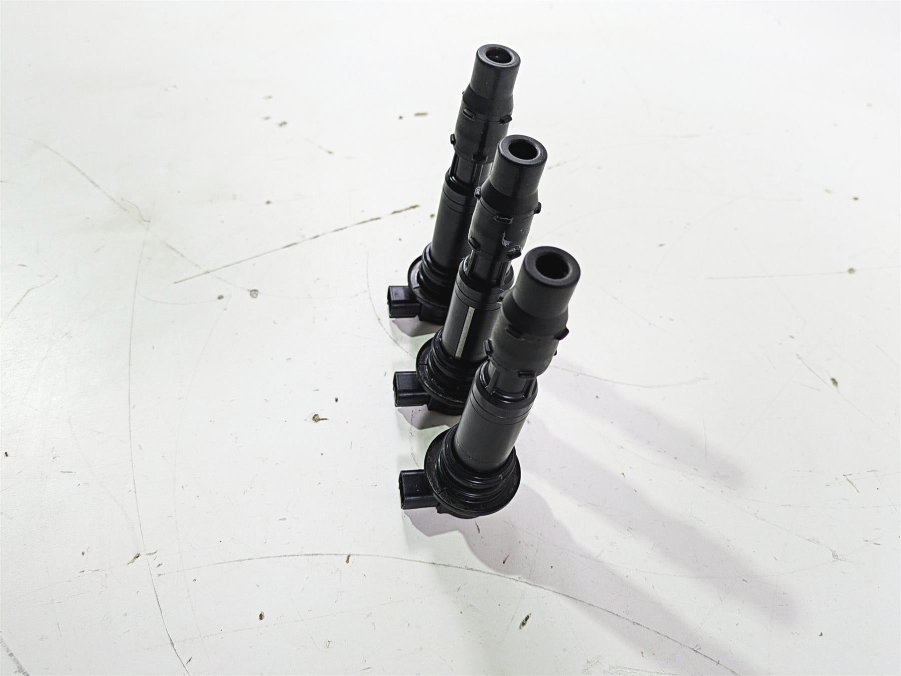 2019 Triumph Speed Triple RS 1050 Ignition Stick Coil Set T1297890 {{ shop.shopifyCountryName }} - Mototech271