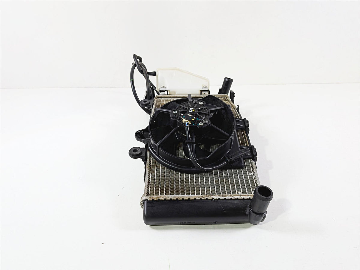 2023 BMW F850GS K81 Radiator Fan Reservoir Hoses Set 17118565248 17111600196 {{ shop.shopifyCountryName }} - Mototech271