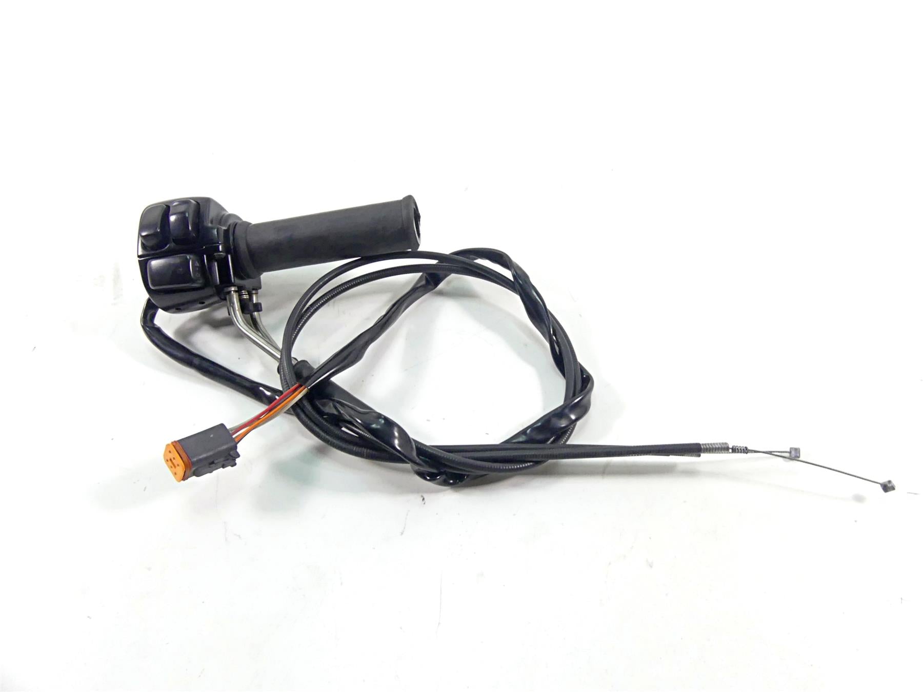 2005 Harley Sportster XL1200 C Right Hand Control Switch 71684-06A 71683-06A {{ shop.shopifyCountryName }} - Mototech271