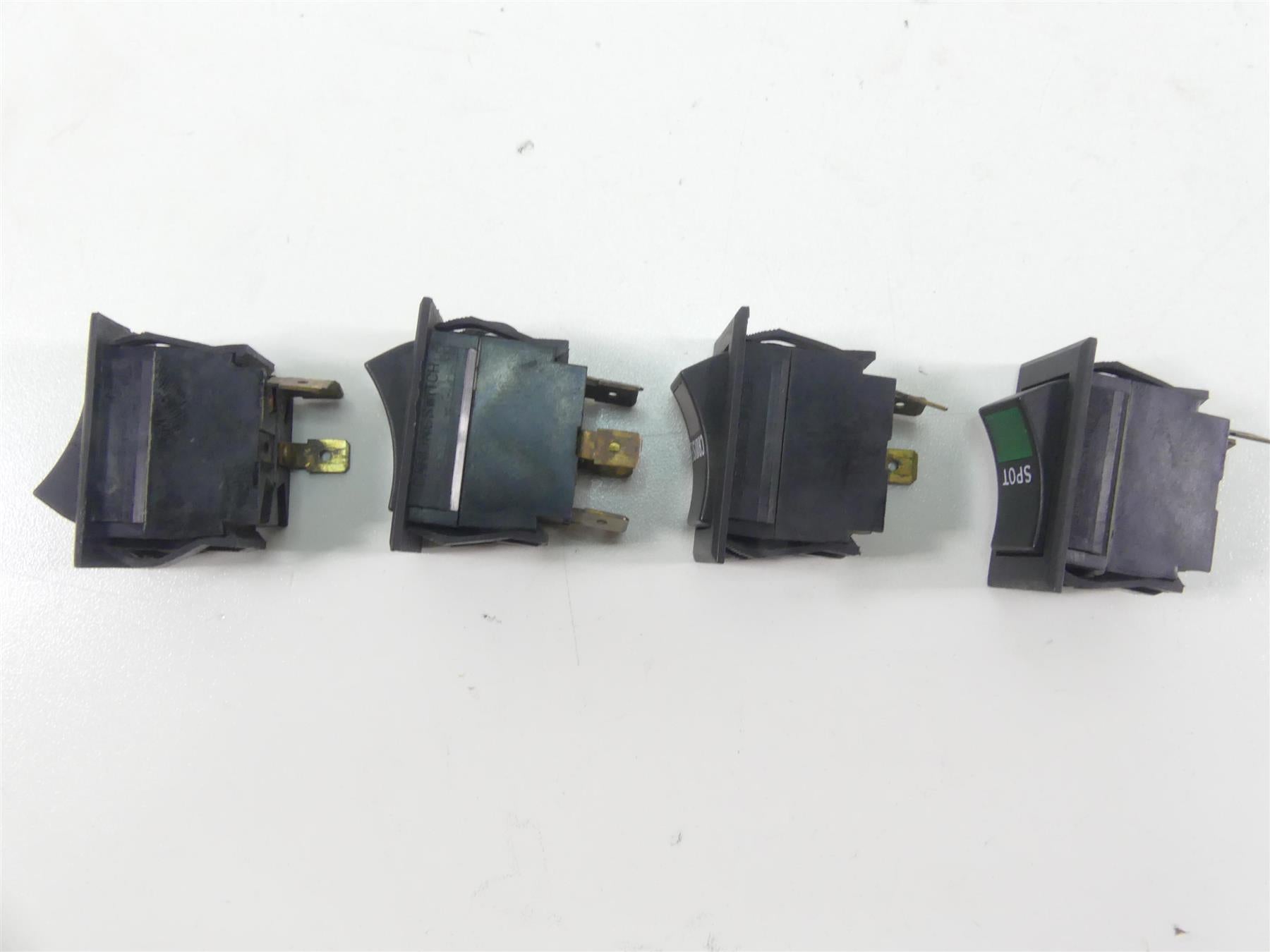 1995 Harley Touring FLHTCU Electra Glide Dash Spot Cruise Switch Set 71505-89 {{ shop.shopifyCountryName }} - Mototech271