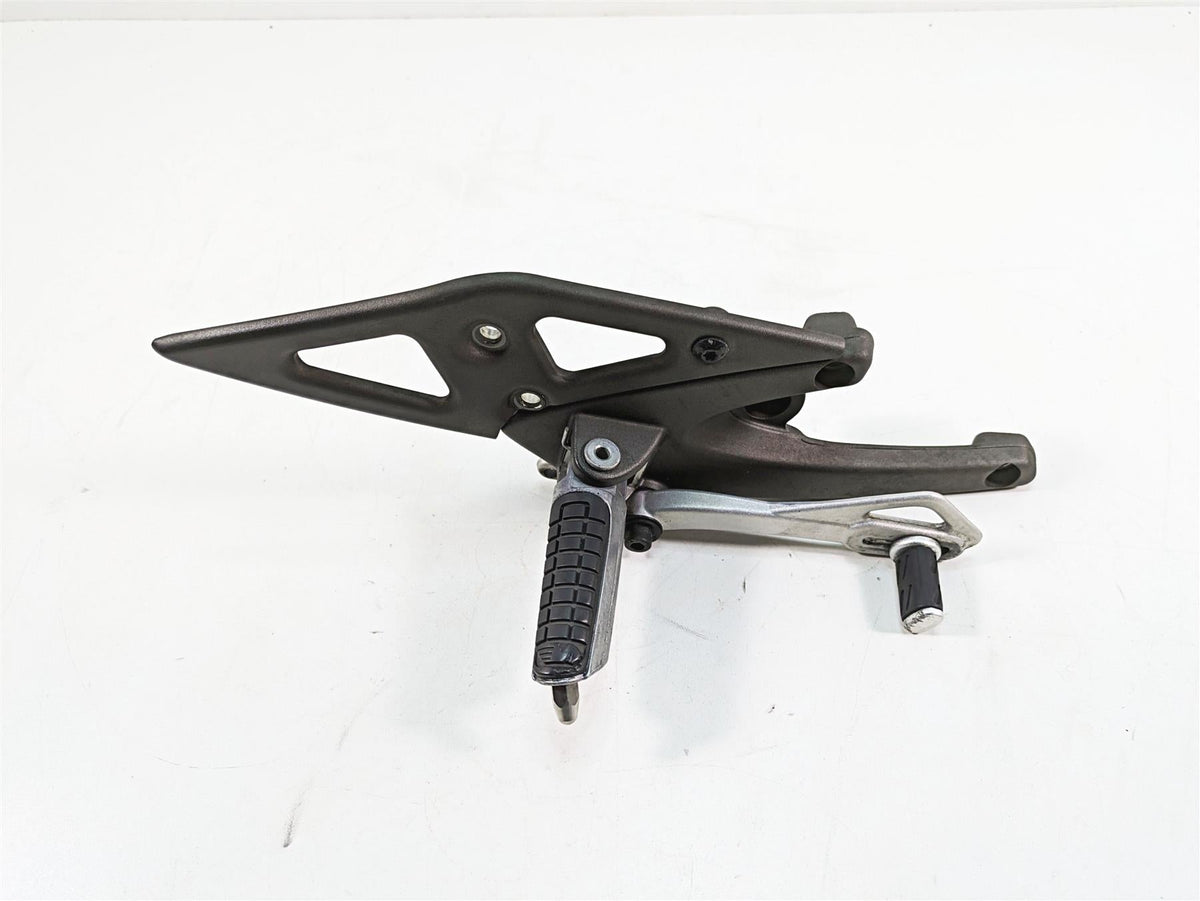2008 Buell 1125 R Right Foot Peg Brake Pedal Set N0401.1AMEYCP N0530.1AM {{ shop.shopifyCountryName }} - Mototech271