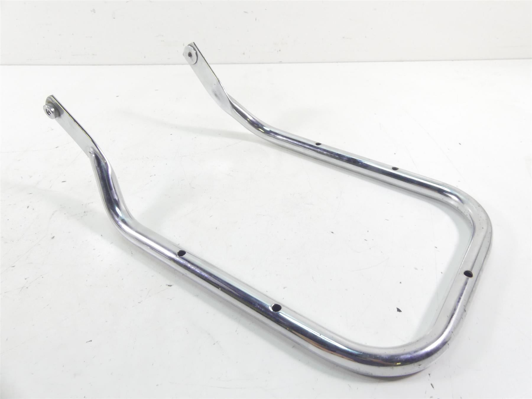 2007 Harley FLHTCU SE2 CVO Electra Glide Trunk Support Plate Holder 53801-98 {{ shop.shopifyCountryName }} - Mototech271