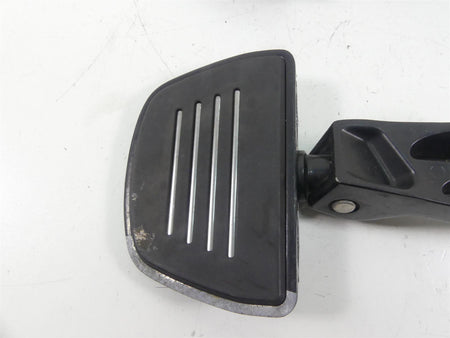 2013 Victory Cross Country Rear Passenger Footpeg Set -Read L 5136384 R 5136385 {{ shop.shopifyCountryName }} - Mototech271