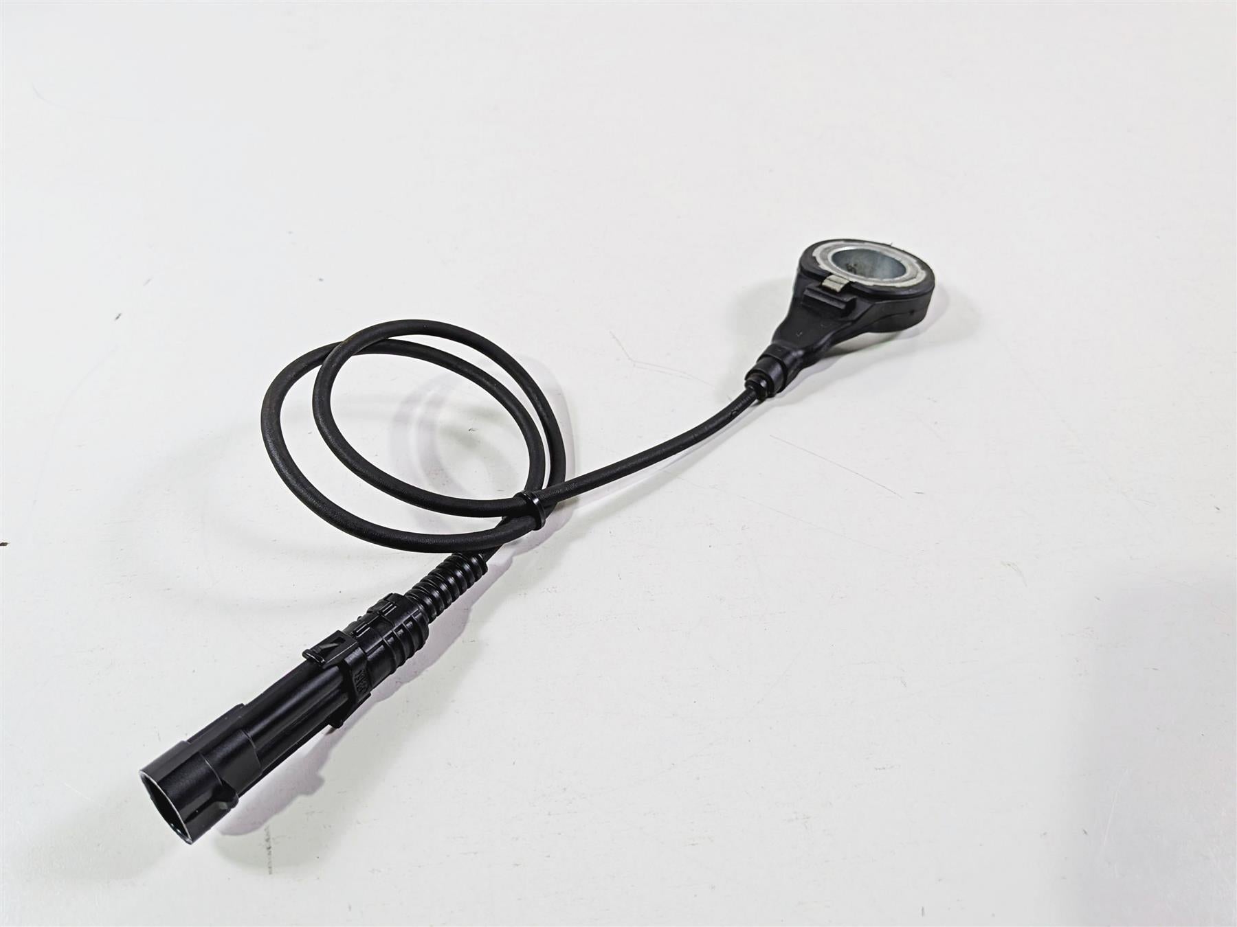 2011 Harley VRSCDX Night Rod Rear Abs Wheel Speed Sensor 40652-08 {{ shop.shopifyCountryName }} - Mototech271