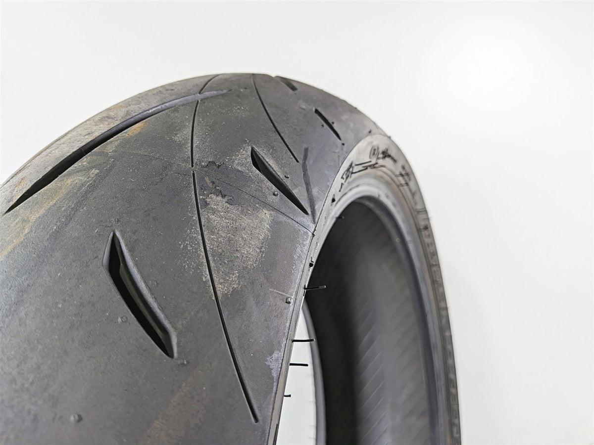 Used Motorcycle Rear Tire Dunlop Sportmax Roadsport 2 190/50R17 45238822 {{ shop.shopifyCountryName }} - Mototech271