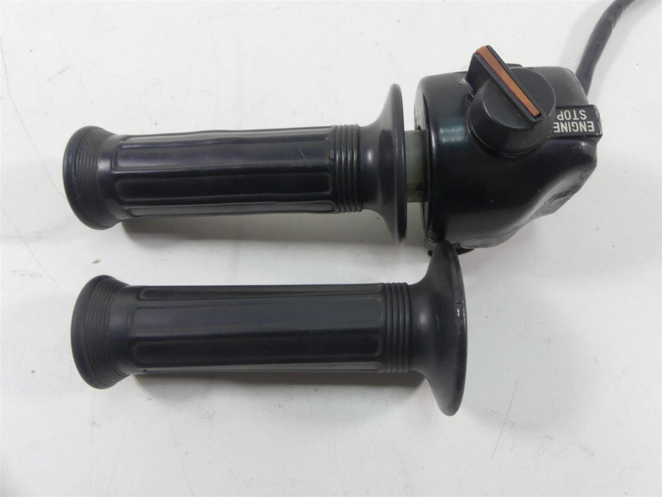 1978 Yamaha XS650 SE Special Right Hand Control Switch Throttle 1T3-83973-00-00 {{ shop.shopifyCountryName }} - Mototech271