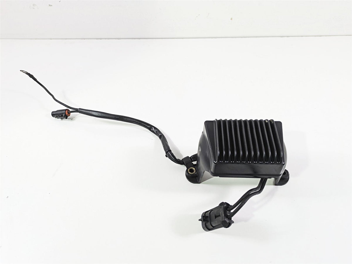 2005 Harley Touring FLHRI Road King Rectifier Voltage Regulator 74505-04 {{ shop.shopifyCountryName }} - Mototech271