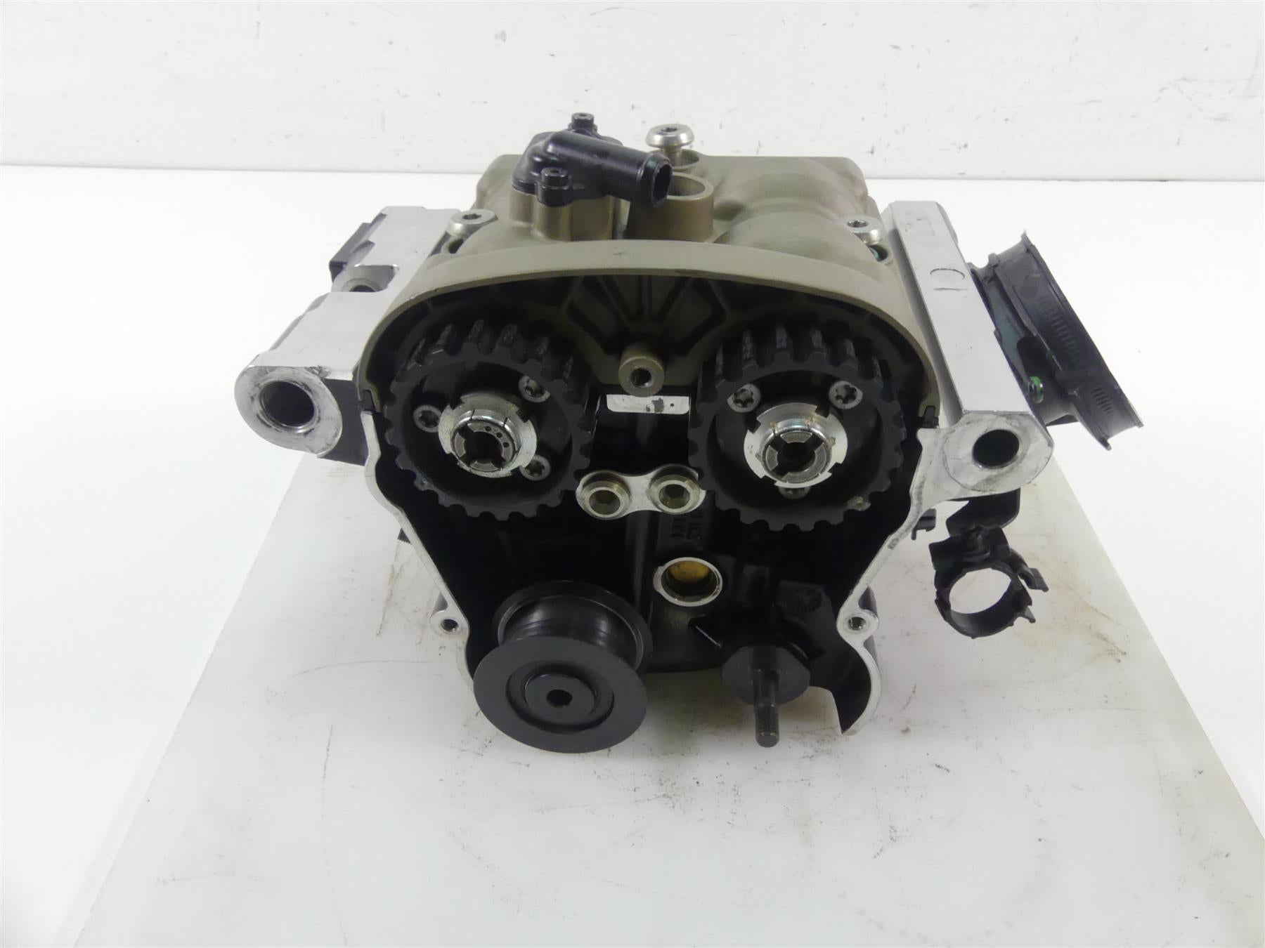 2017 Ducati 939 S Supersport Rear Engine Cylinderhead - For Parts 30124152BI {{ shop.shopifyCountryName }} - Mototech271
