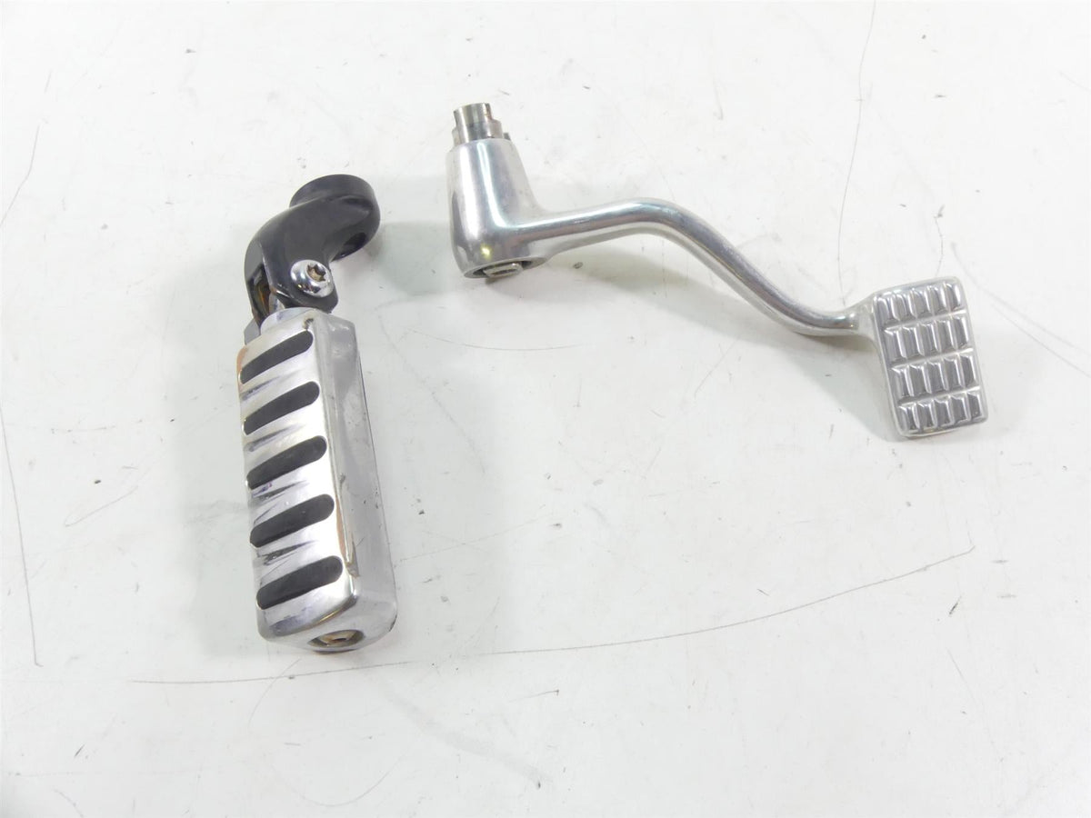 2013 Harley Davidson VRSCF Muscle Right Front Footpeg And Brake Parts 54046-12 {{ shop.shopifyCountryName }} - Mototech271