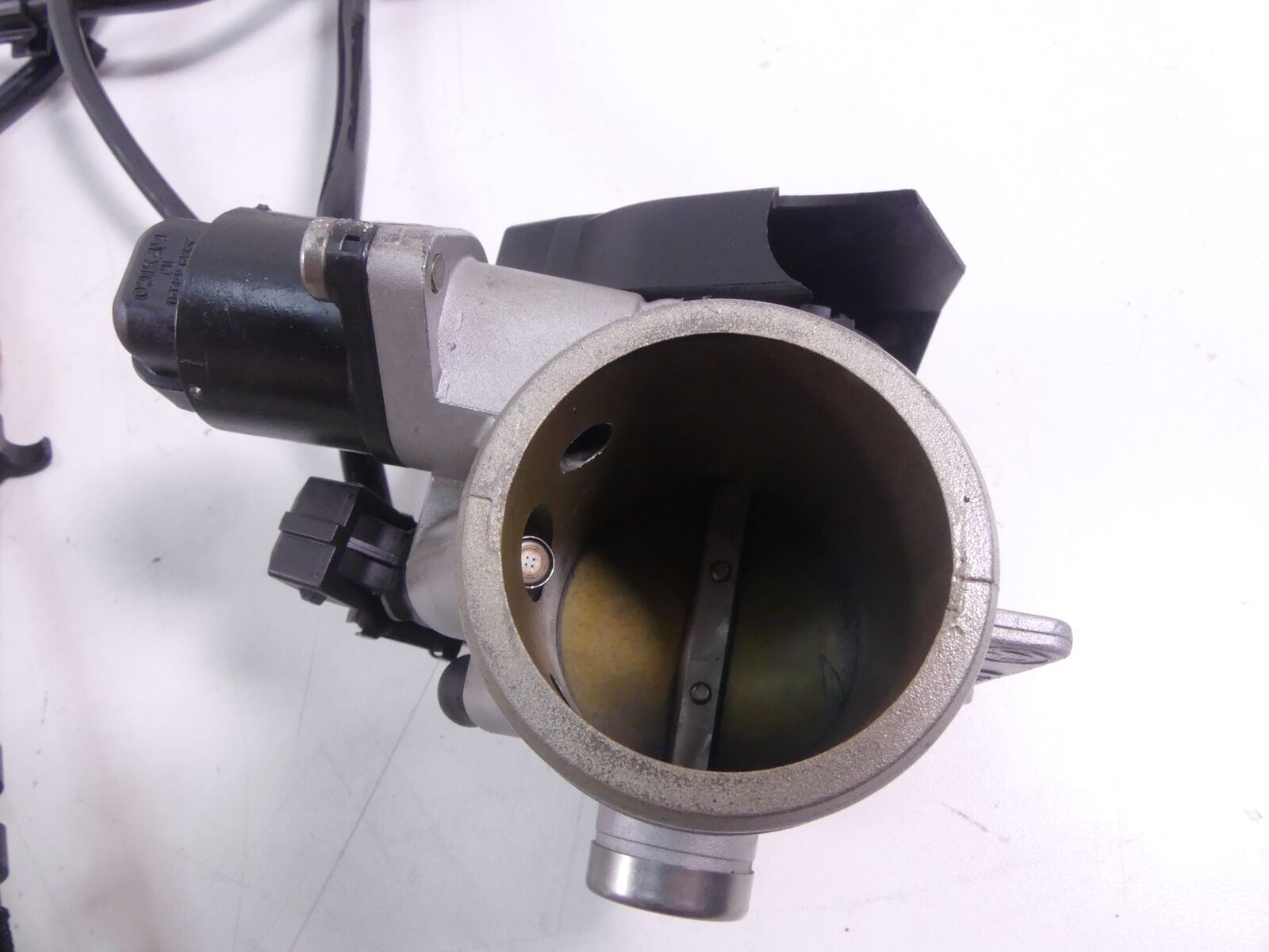 2005 BMW R1200GS K25 Bing Throttle Body Bodies Fuel Injection - Read 13547672731 {{ shop.shopifyCountryName }} - Mototech271