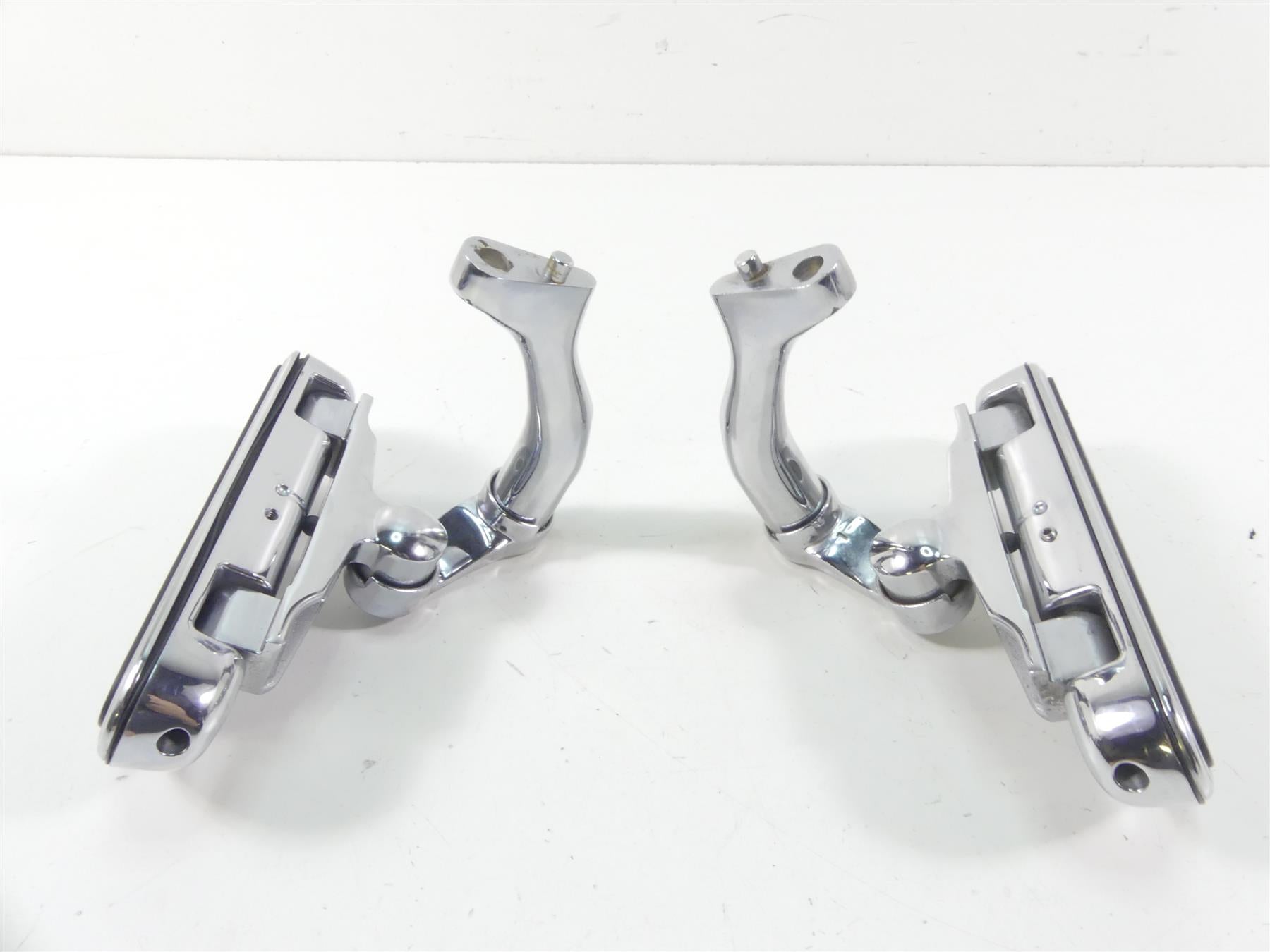 2012 Harley Touring FLHX Street Glide Adjustable Passenger Floor Boards 49015-04 {{ shop.shopifyCountryName }} - Mototech271