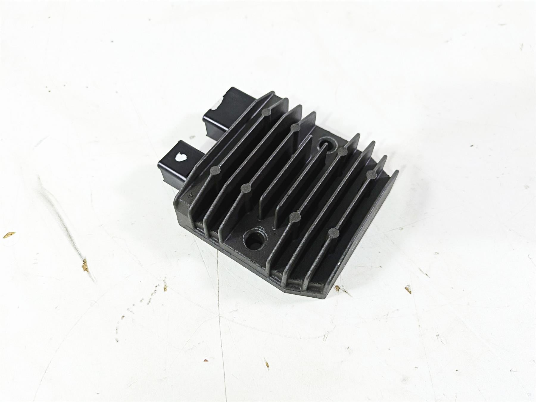 2008 Honda CBR1000RR SC59 Rectifier Voltage Regulator FH014AA 31600-KVZ-631 {{ shop.shopifyCountryName }} - Mototech271
