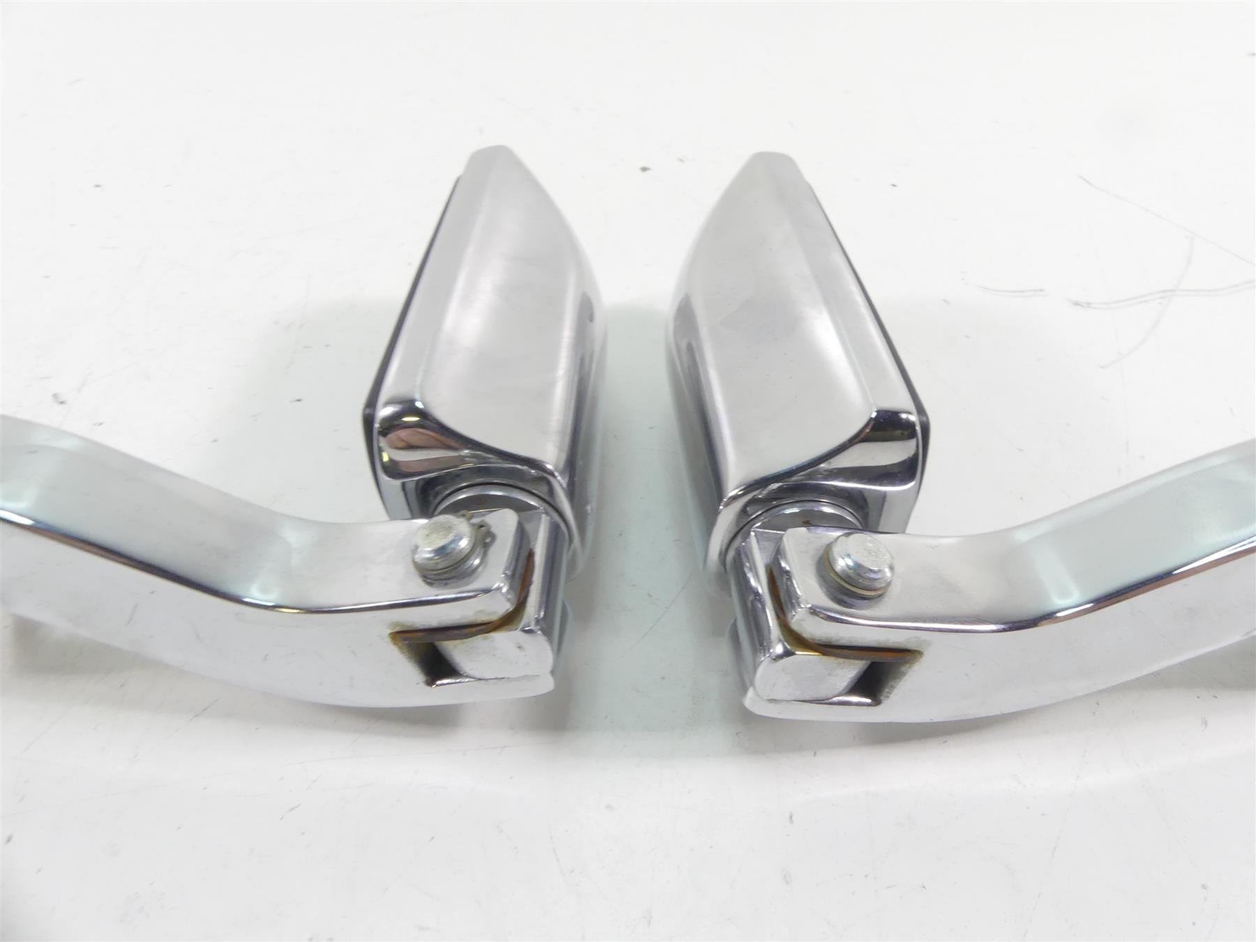 2014 Harley Touring FLHX Street Glide Rear Chrome Passenger Footpeg Set 49036-04 {{ shop.shopifyCountryName }} - Mototech271