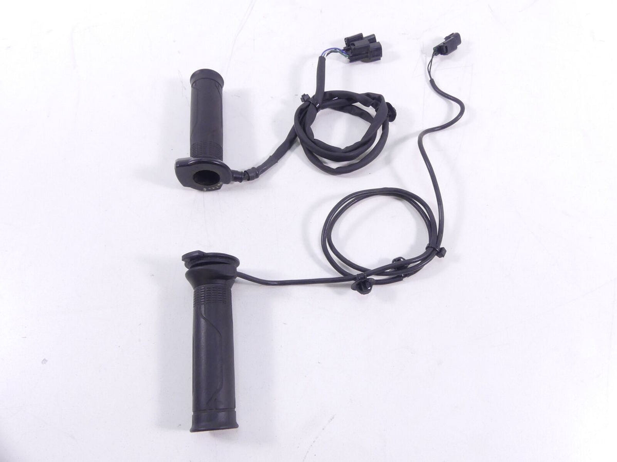 2018 Honda CRF1000 Africa Twin Heated Hand Grip Set / Grip Heater 08t71-mkk-d00 {{ shop.shopifyCountryName }} - Mototech271
