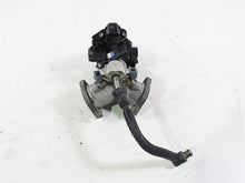 Load image into Gallery viewer, 2004 Harley FLSTCI Softail Heritage Throttle Body Fuel Injection 27600-01A | Mototech271
