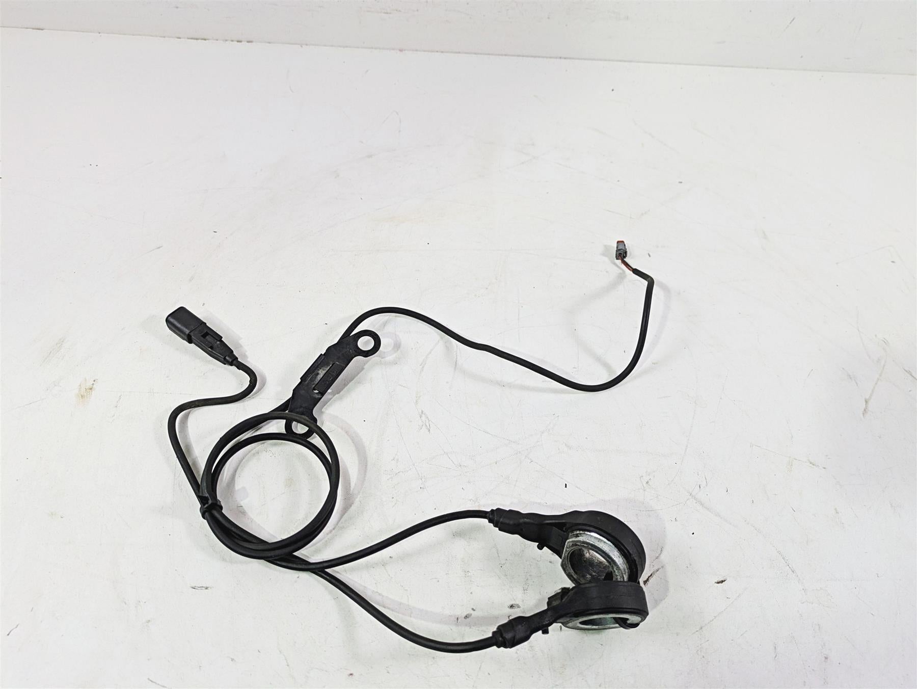 2018 Harley FXBR Softail Breakout Abs Brake Wheel Speed Sensor Set 41100080 {{ shop.shopifyCountryName }} - Mototech271