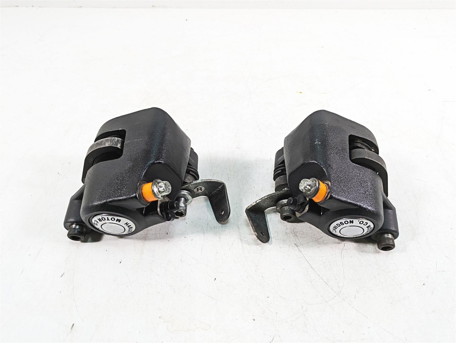 1999 Harley Touring FLHTC Electra Glide Front Brake Calipers 44046-84 44023-83 {{ shop.shopifyCountryName }} - Mototech271