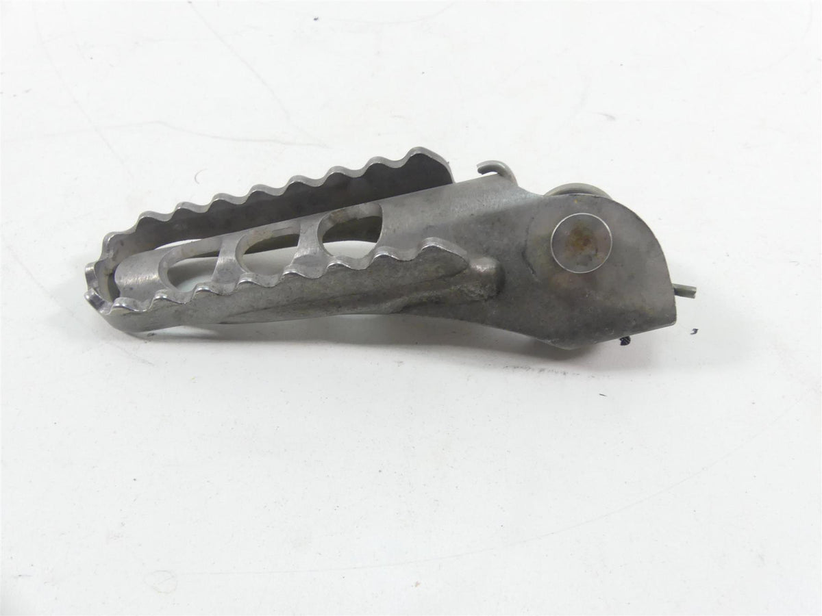 2019 BMW R1250GS K50 Front Right Footpeg Foot Peg Rest 46718526740 {{ shop.shopifyCountryName }} - Mototech271