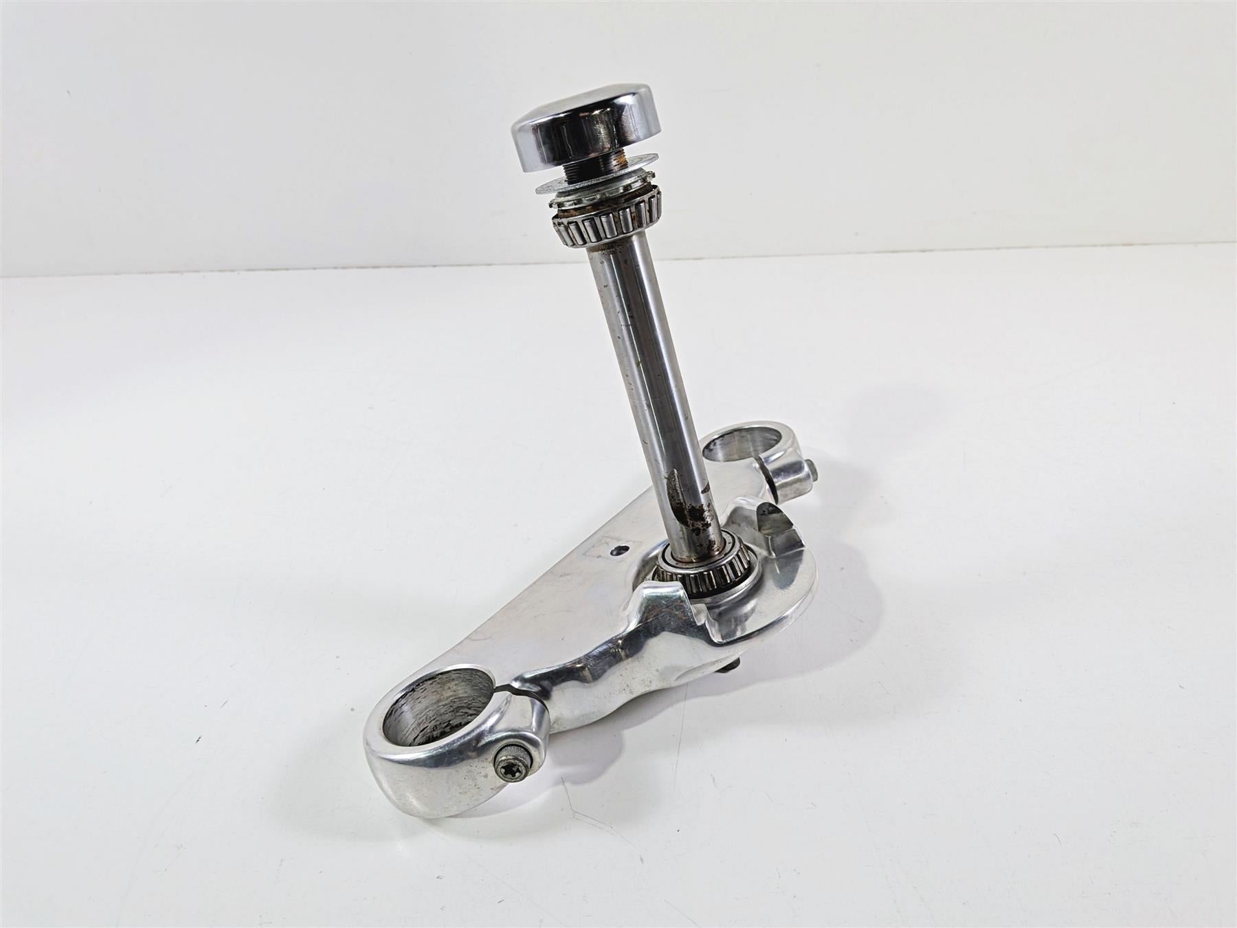 2014 Harley FXSB Softail Breakout Lower Triple Tree Steering Clamp 45900073-Mototech271