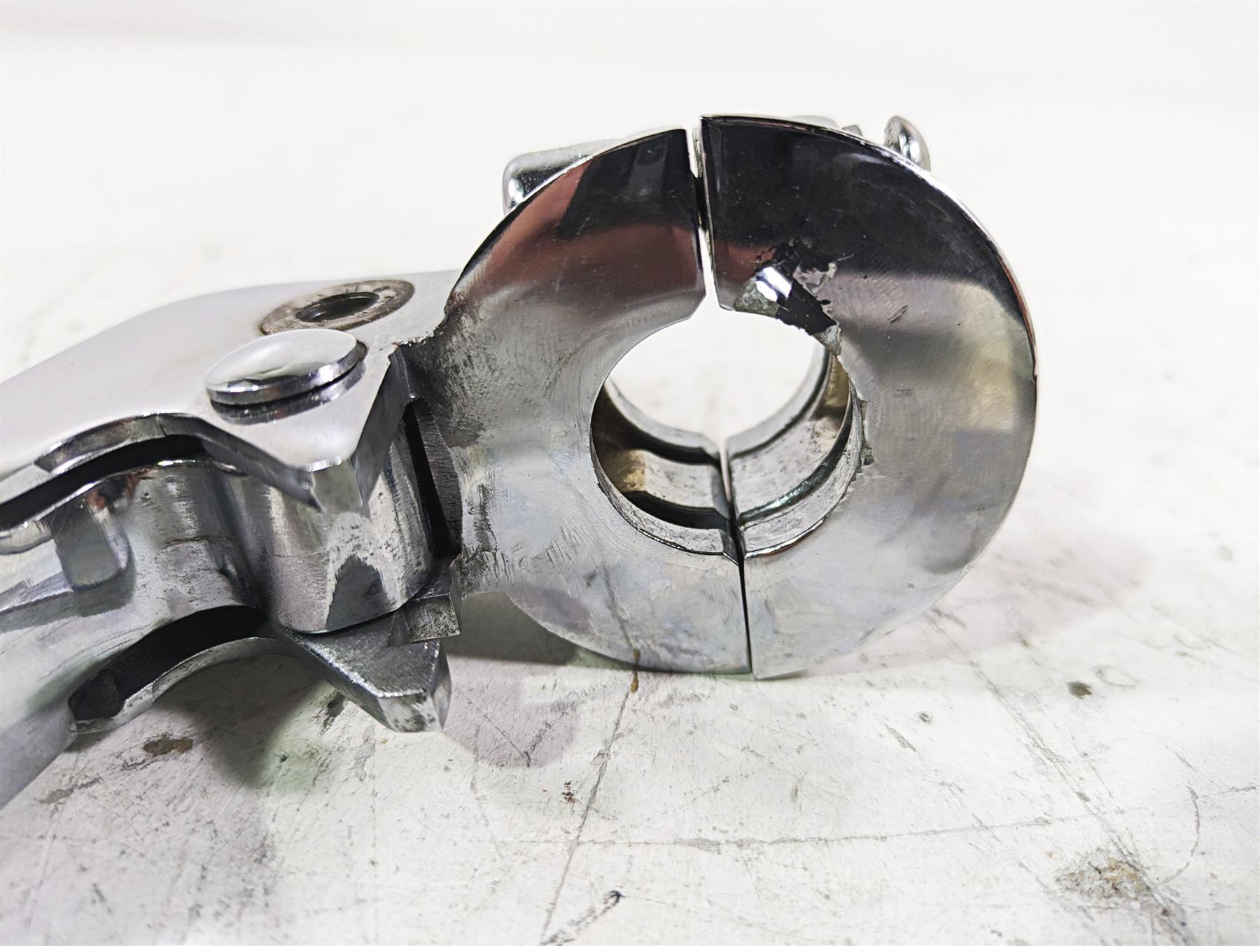 2002 Harley FLSTC Softail Heritage Chrome Clutch Perch & Lever 45015-96 {{ shop.shopifyCountryName }} - Mototech271